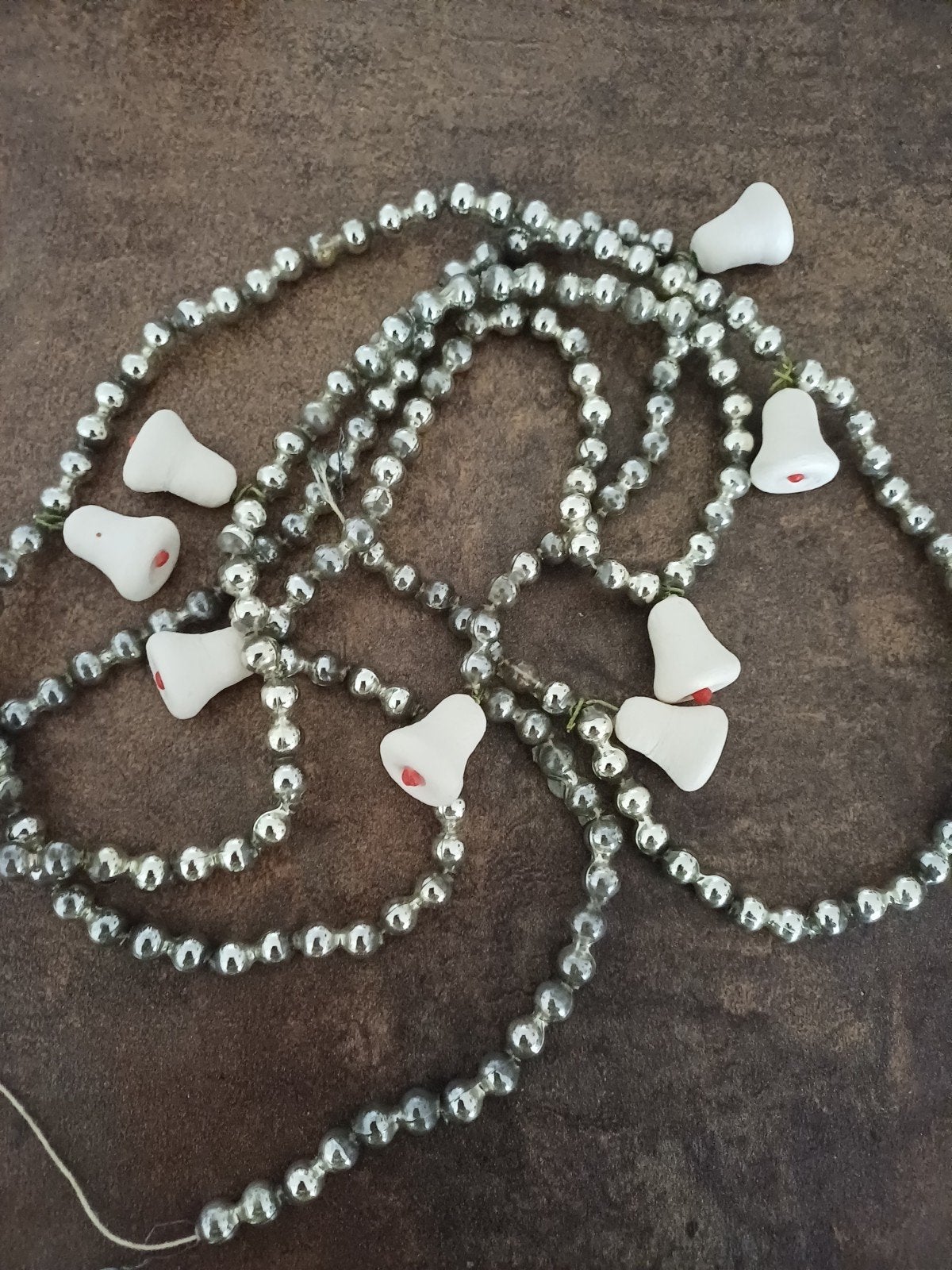 oude kerst ketting/slinger met watten klokjes, Diversen, Kerst, Ophalen of Verzenden