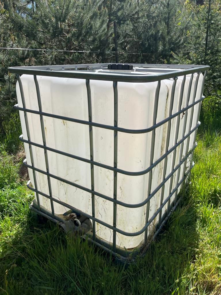 IBC container 1000 liter - Wateropslag (staat in Uden), Tuin en Terras, Regentonnen, Ophalen, Kunststof, Gebruikt, Met kraantje