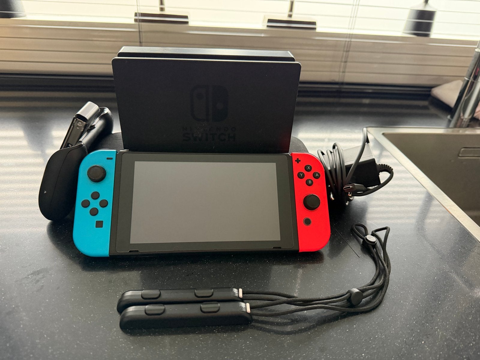 Nintendo Switch Original met Joy-Cons en Dock