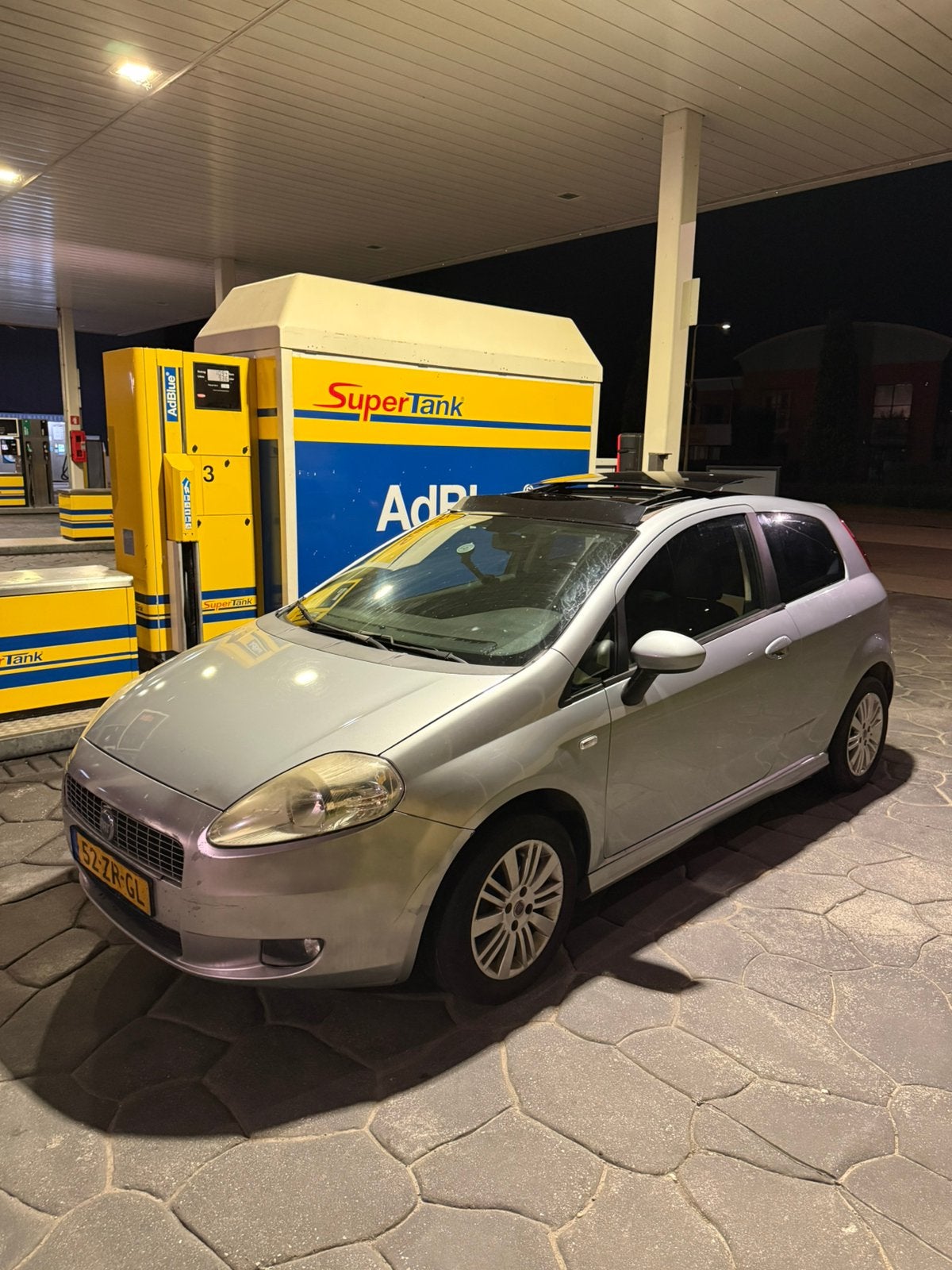 ‼️ Fiat Punto 1.4 Nwe koppeling Nwe Riem Nwe Apk, Auto's, Fiat, Voorwielaandrijving, 40 €/maand, 4 cilinders, Origineel Nederlands