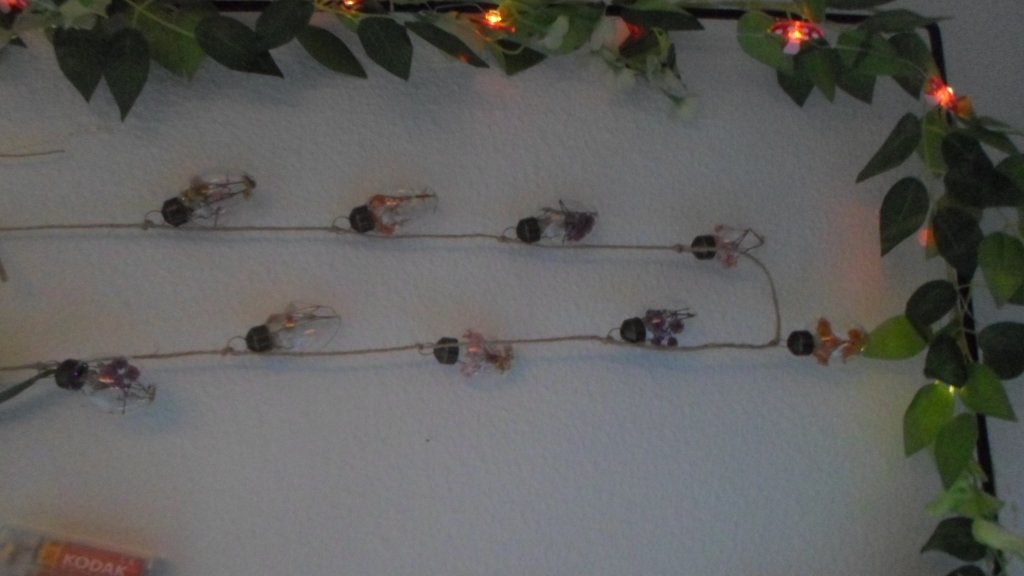 ketting met droogbloemen, Huis en Inrichting, Woonaccessoires | Droogbloemen, Ophalen of Verzenden, Gebruikt