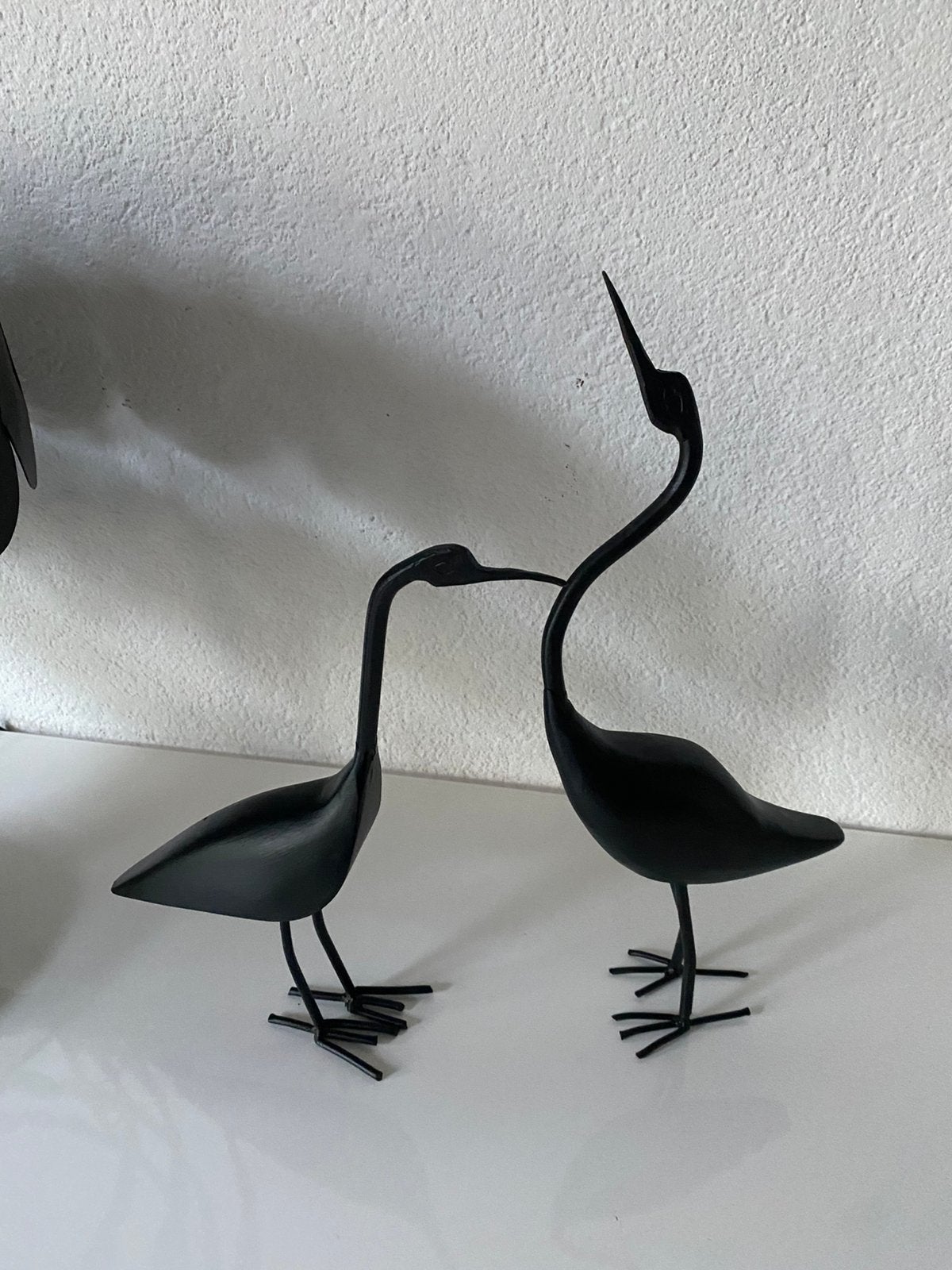 Beeld vogel, hout/metaal, zwart, set van 2 stuks €10,00, Ophalen