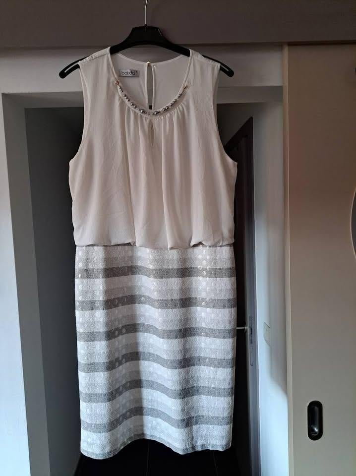 Batida, jurk in wit/creme/zilver/grijs, mt 6 (46), Maat 46/48 (XL) of groter, Ophalen of Verzenden, Zo goed als nieuw, Grijs