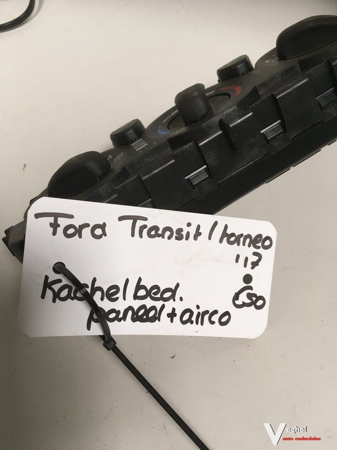 Ford transit tourneo 2017 Kachelbed met airco, Gebruikt, -, -, Ophalen of Verzenden