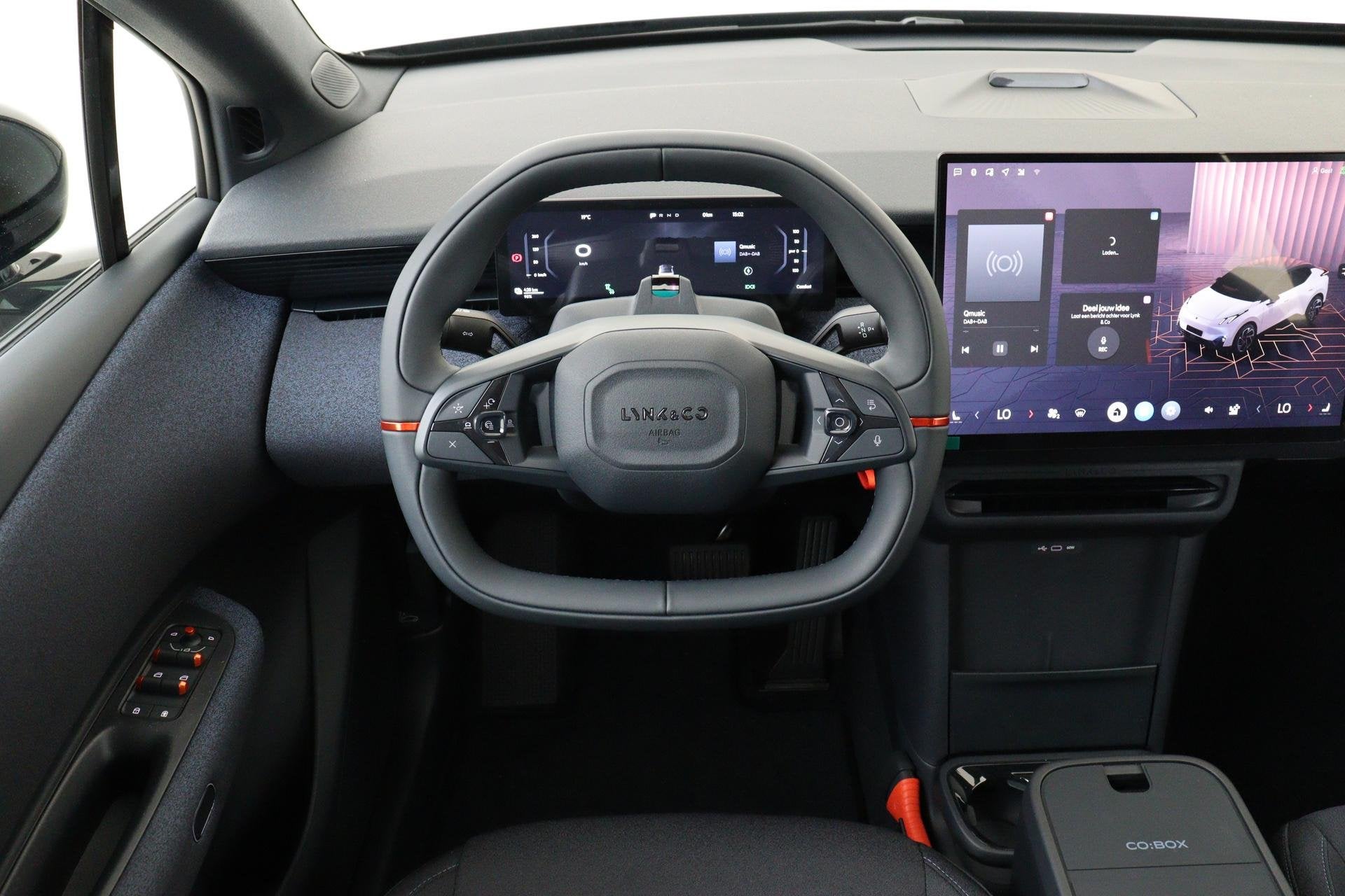 Lynk & Co 02 BUSINESS EDITION 66 kWh *NIHAM | OFFICIEEL LYNK, Auto's, Automaat, 12 maanden, Achterwielaandrijving, Zwart