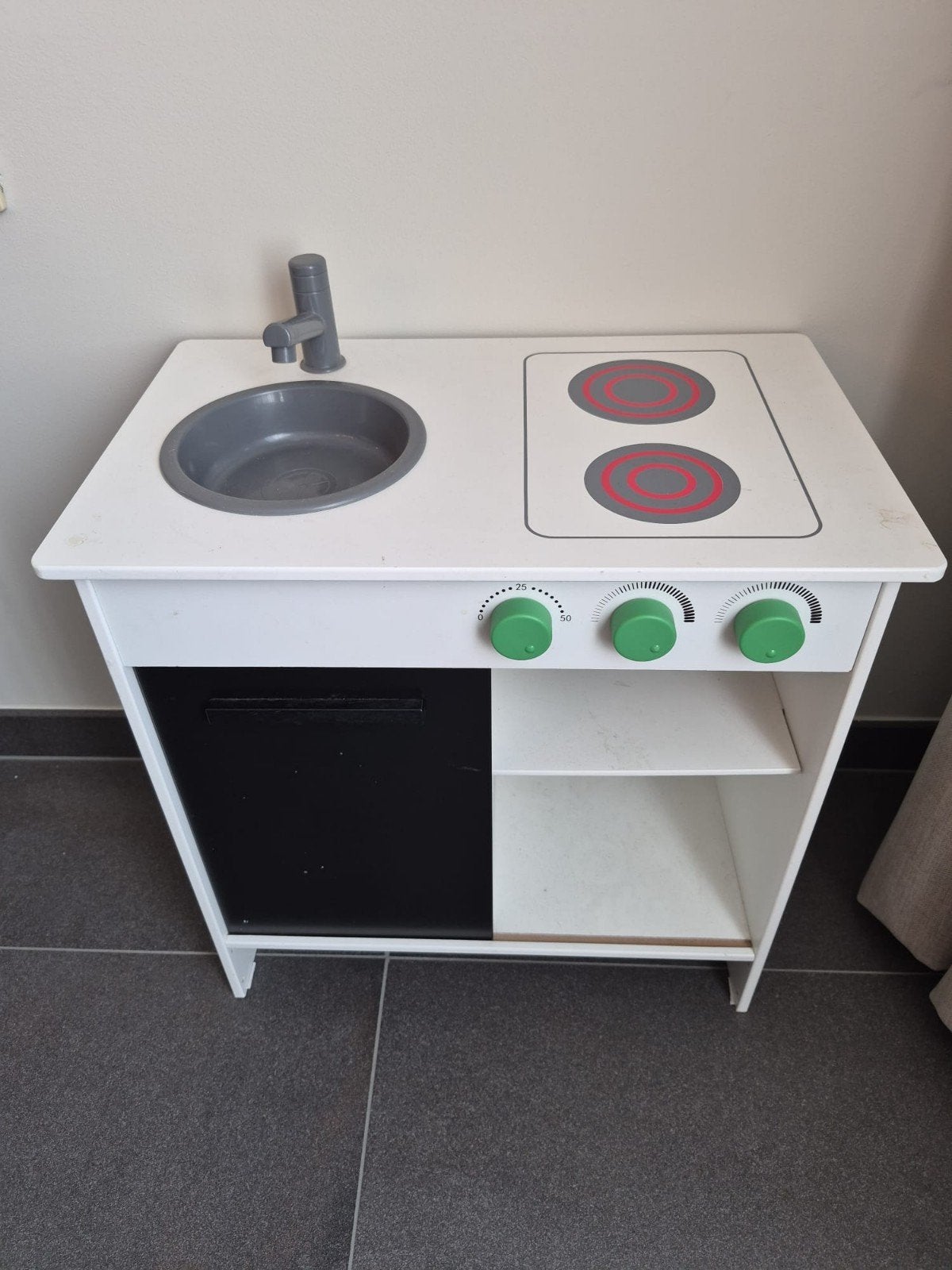 Gratis speelkeuken baby/peuter 50x30x50 cm, Kinderen en Baby's, Speelgoed | Speelkeukens, Ophalen, Gebruikt, Hout, Speelkeuken