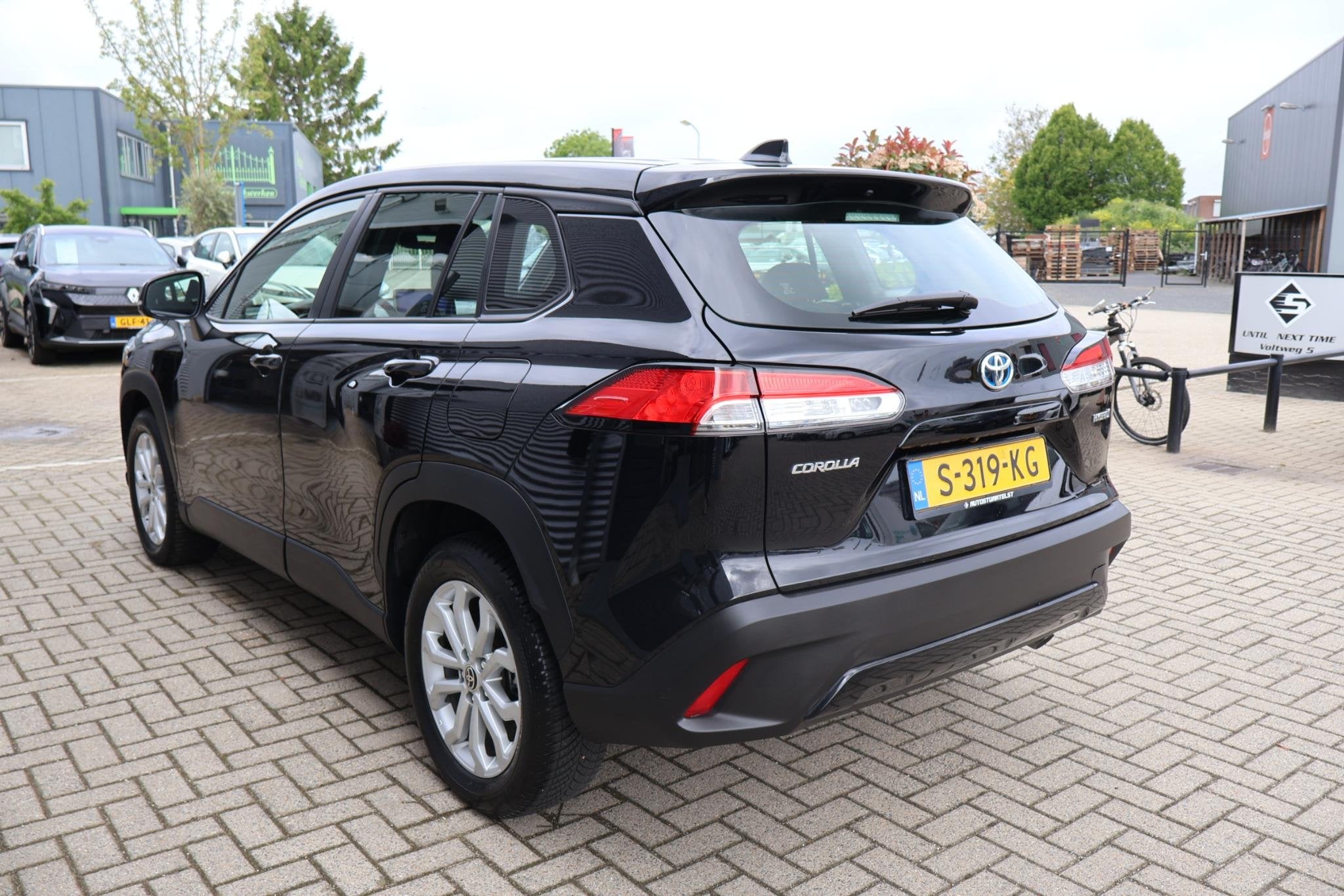 Toyota Corolla Cross 2.0 High Power Hybrid Active 1e Eigenaa, Dealer onderhouden, Stof, Gebruikt, 4 cilinders