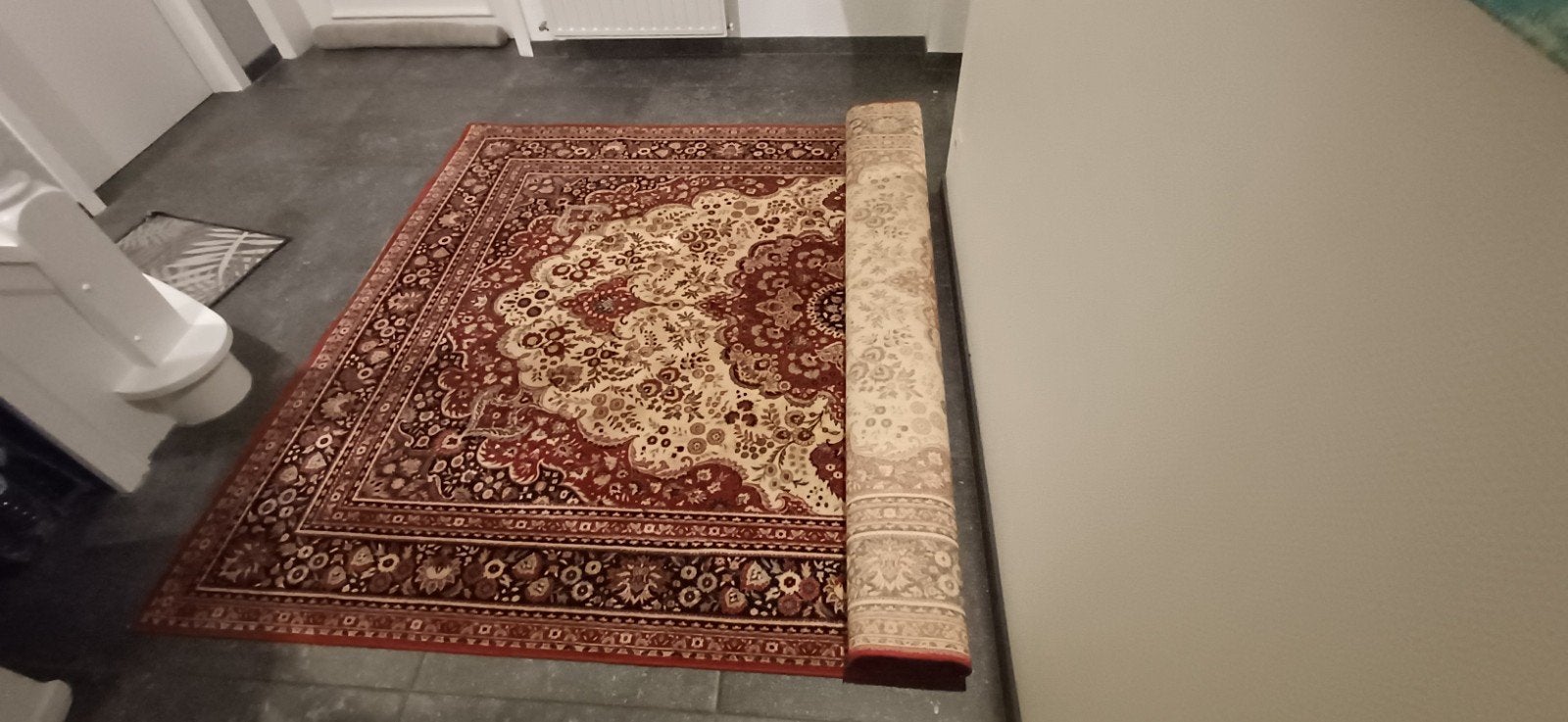Tapijt, Ophalen, 150 tot 200 cm, 200 cm of meer, Zo goed als nieuw