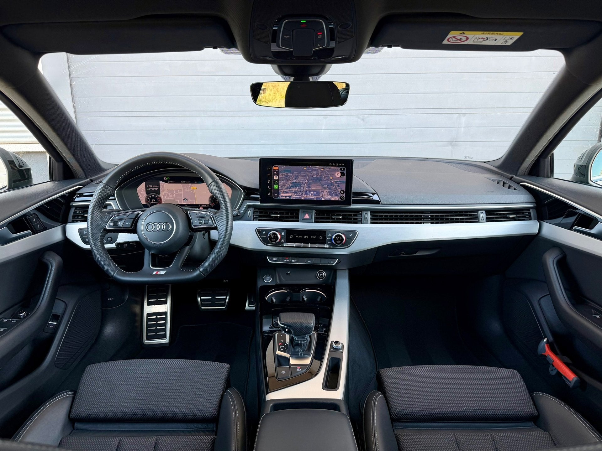 Audi A4 Avant 35 TFSI Launch edition Sport | 2X S-Line | Mat, Auto's, Gebruikt, 4 cilinders, Zwart, Origineel Nederlands