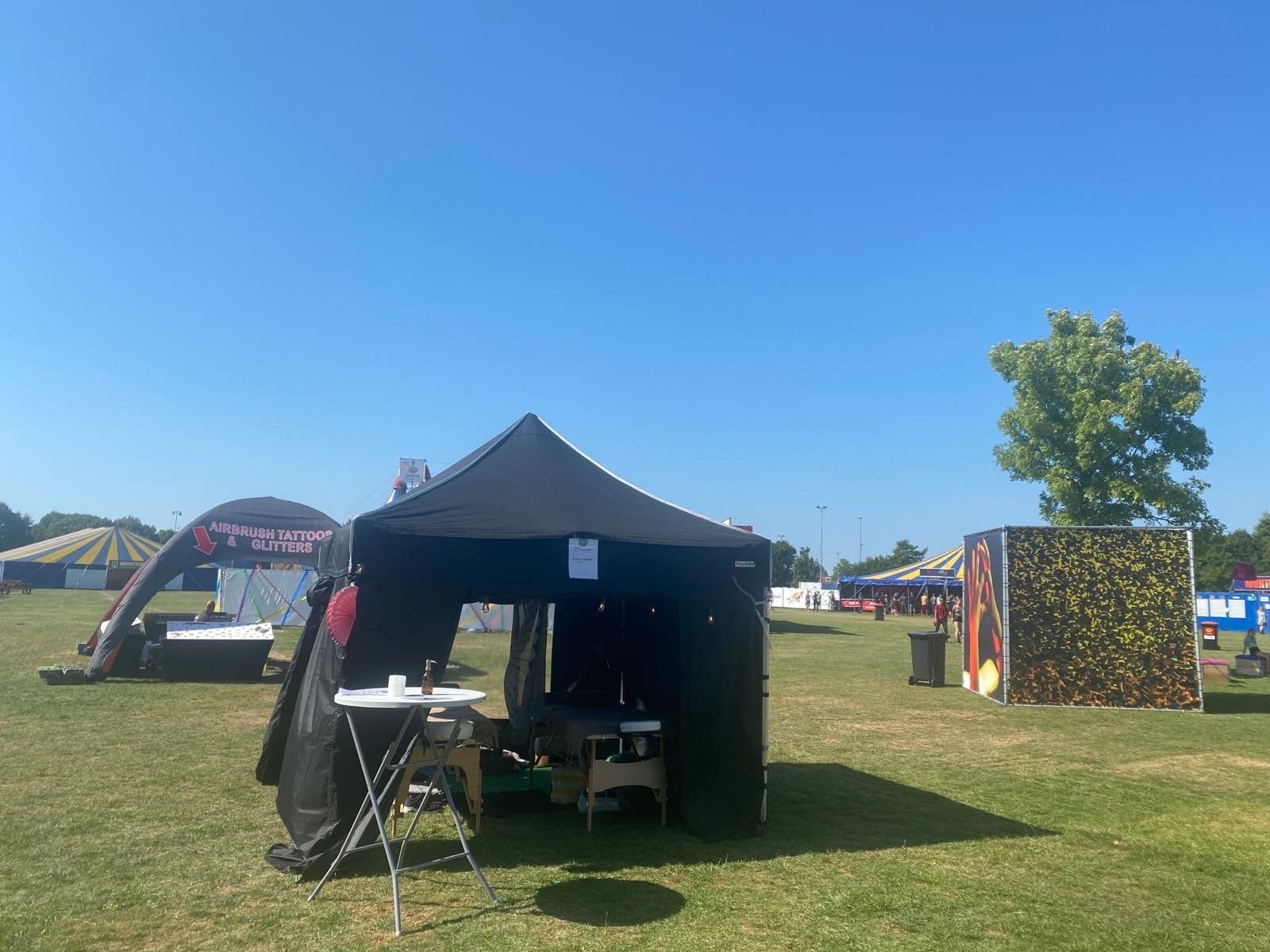 Te huur: Stevige 3x3 meter Easy Up Partytent, Ophalen, Gebruikt, Opvouwbaar, Partytent