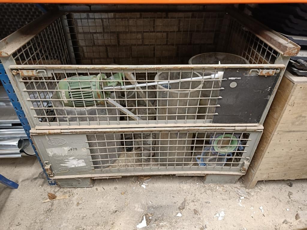 Metalen gaasbox / gitterbox, Ophalen