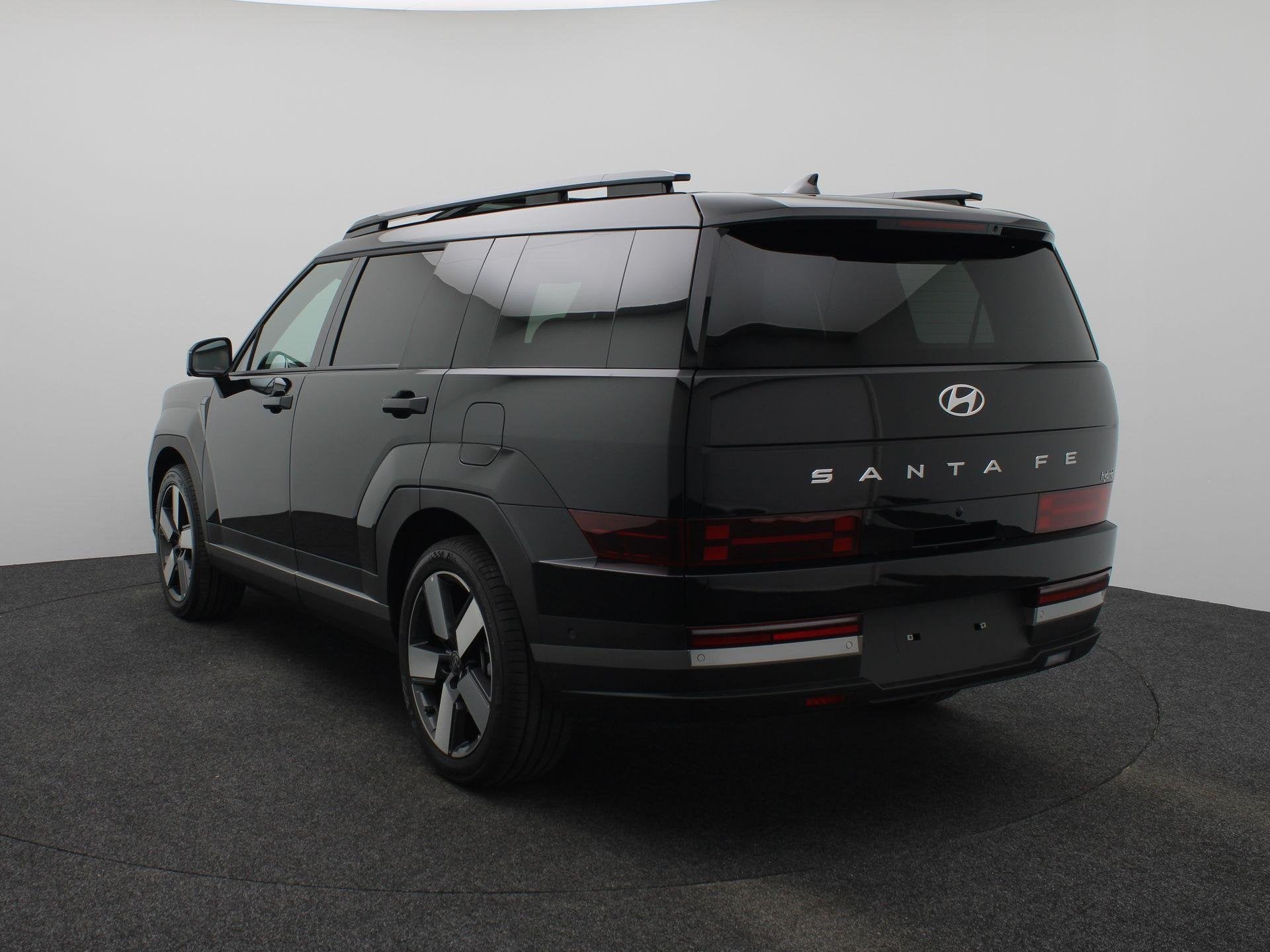 Hyundai Santa Fe 1.6 T-GDI HEV Premium Sky 7p | Schuif-/ kan, Santa Fe, Lichtsensor, 4 cilinders, 7 stoelen