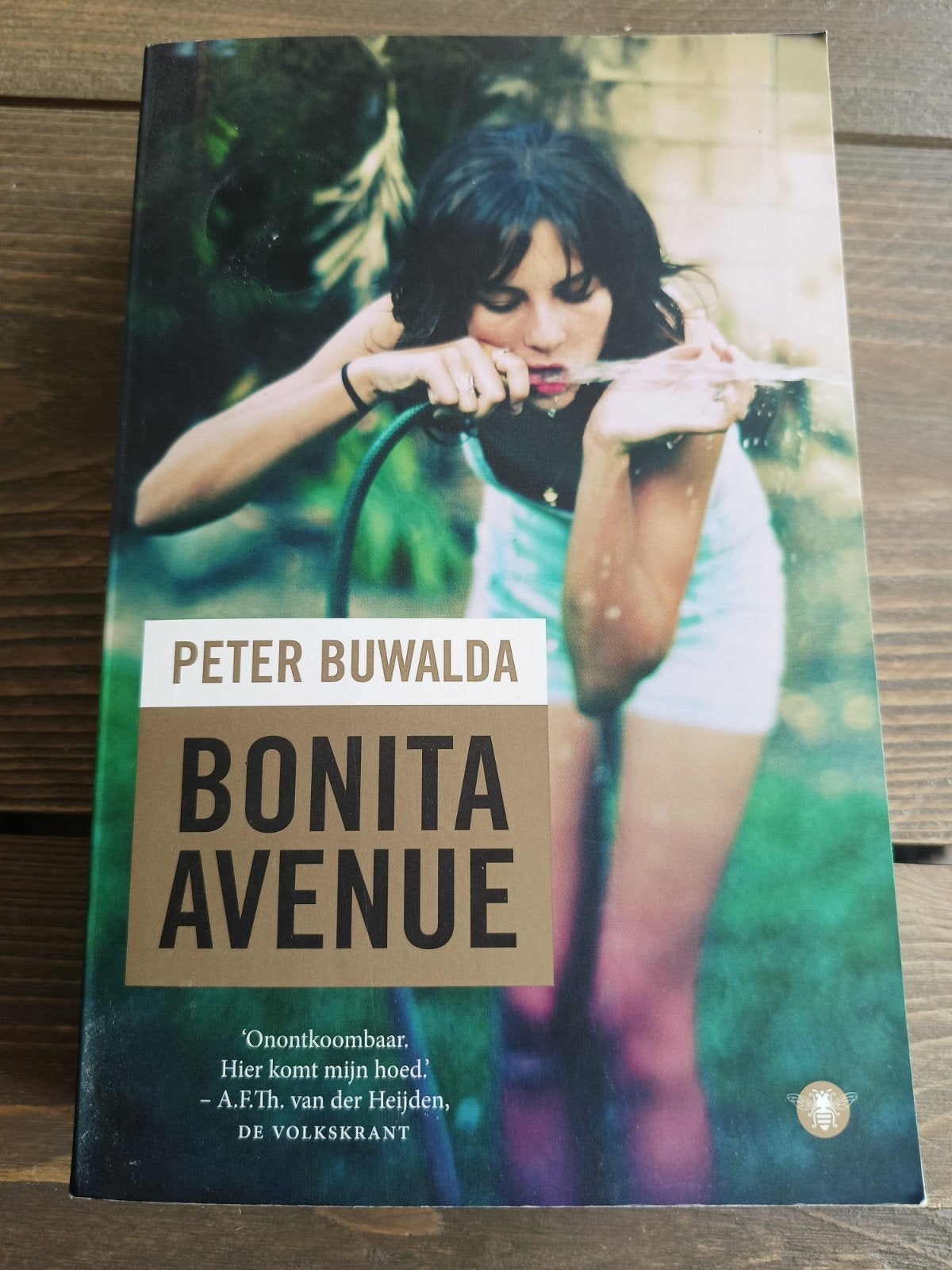 Bonita Avenue - Peter Buwalda (roman), Ophalen of Verzenden, Gelezen, Peter Buwalda, Nederland