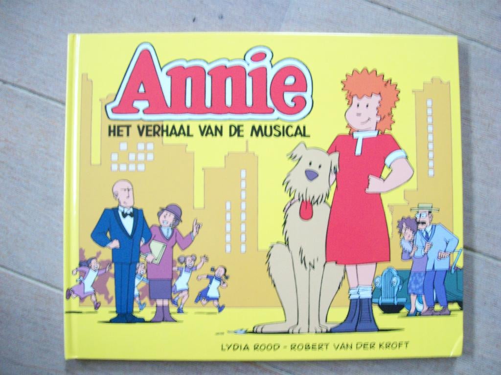 Boek: Annie het verhaal van de musical., Ophalen of Verzenden, Nieuw, Sprookjes