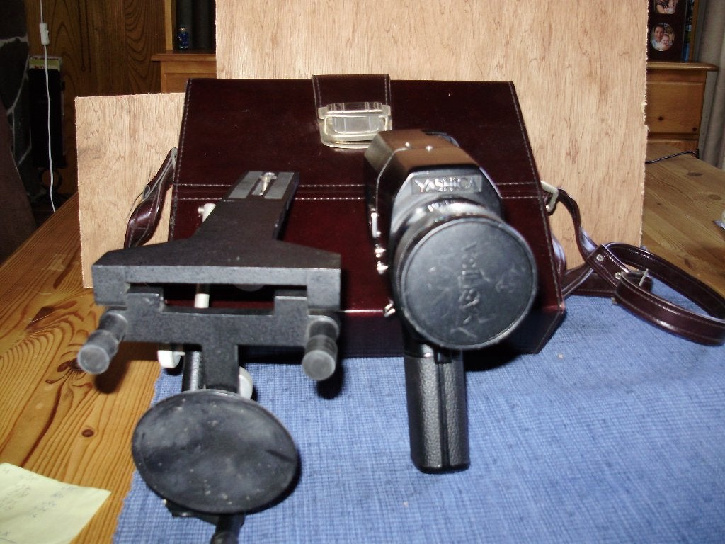 Yashica moter zoom filcamera met autostatief, Ophalen of Verzenden, Gebruikt, Compact, Overige Merken