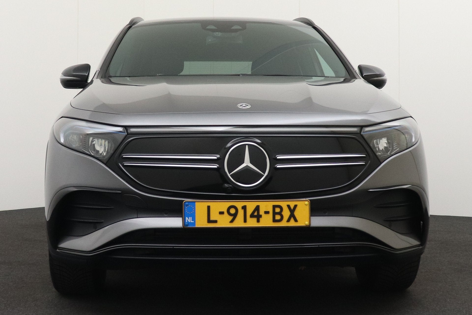 Mercedes-Benz EQA 250 AMG Night-Pack 67 kWh Adap.Cruise Dode, 1940 kg, Gebruikt, 190 pk, 435 min