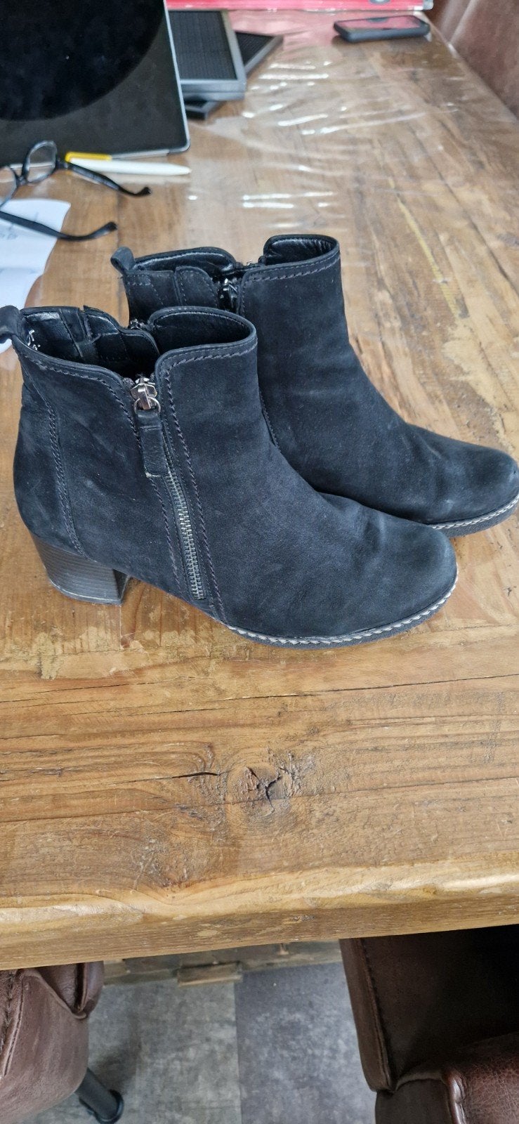 korte zwarte suede laarzen Gabor, Ophalen of Verzenden, Zo goed als nieuw, Zwart
