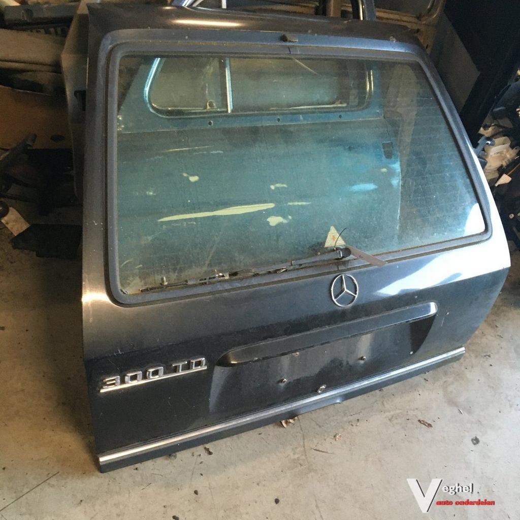 Mercedes W124 1991 3.0 diesel Achterklep, Auto-onderdelen, Ophalen, Gebruikt, -, Achter
