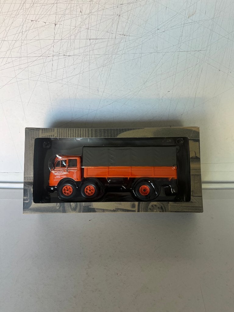 Mercedes-Benz LP 333 bâché “Transports Croix” 1:43, Ophalen of Verzenden, Nieuw, Bus of Vrachtwagen, Overige merken