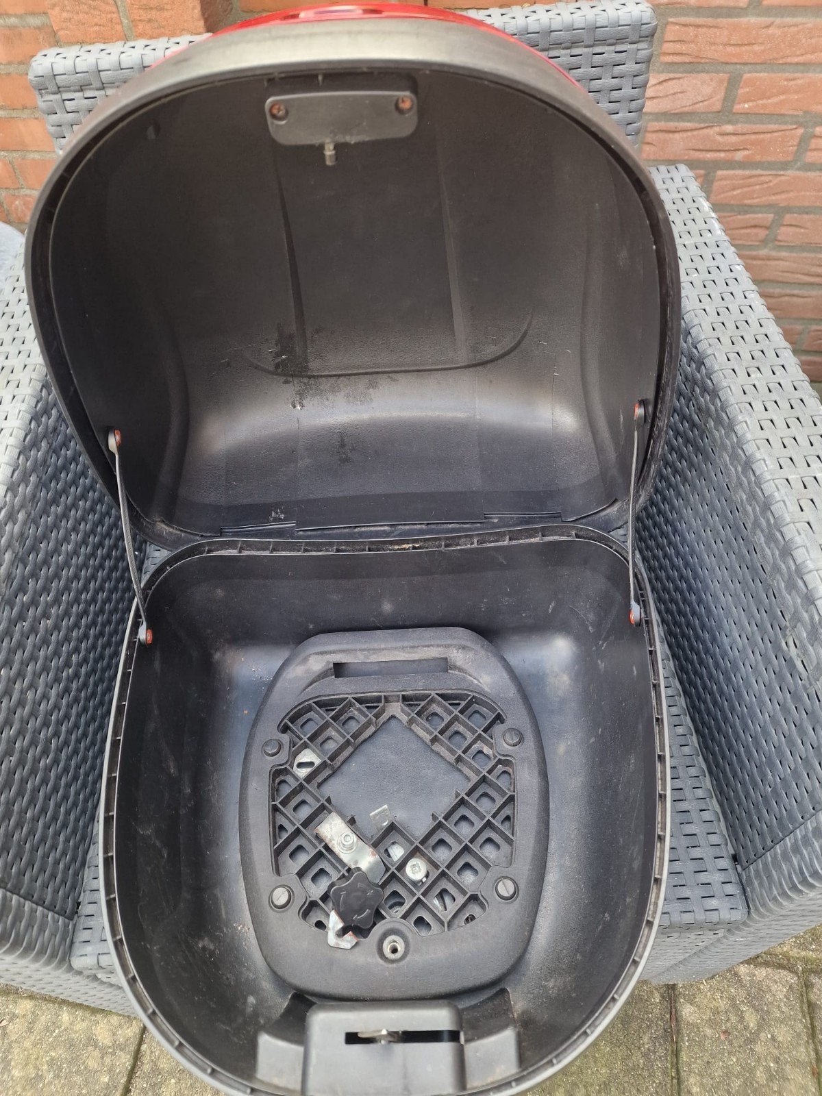 Scooter topkoffer - Handige opbergruimte, Fietsen en Brommers, Ophalen, Gebruikt, Koffer, Onbekend