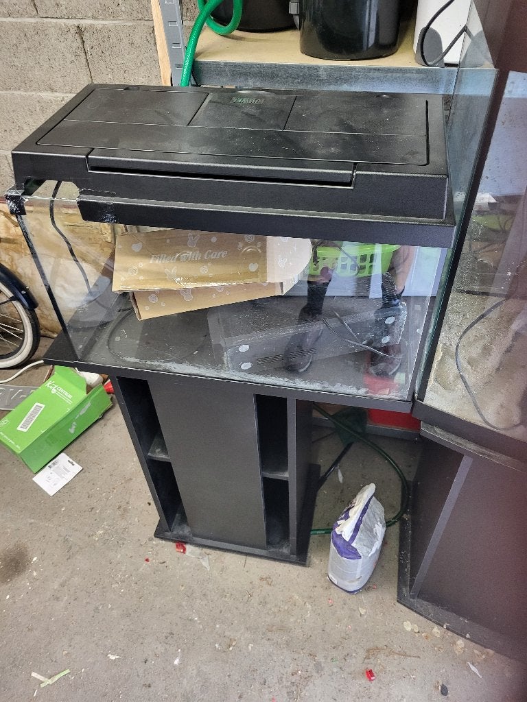 aquarium compleet met meubel te koop, Dieren en Toebehoren, Ophalen, Gebruikt, Leeg aquarium, Verwarming