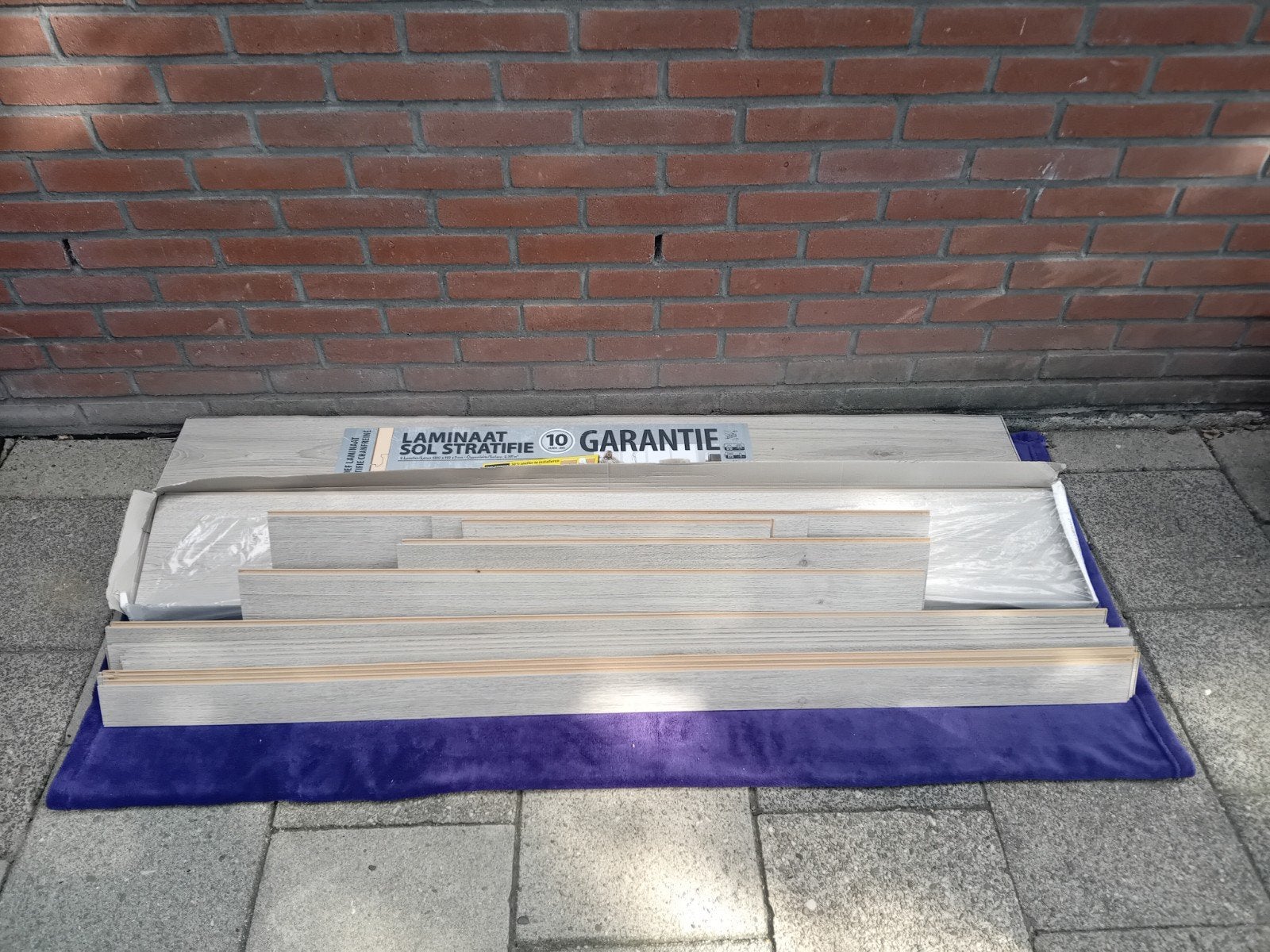 restpartij laminaat, Ophalen, 50 tot 150 cm, Zo goed als nieuw, 10 tot 30 cm