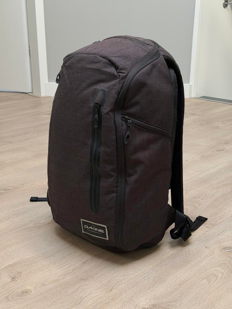 Dakine Gemini 28l laptoprugzak, Ophalen of Verzenden, Zo goed als nieuw, Overige merken