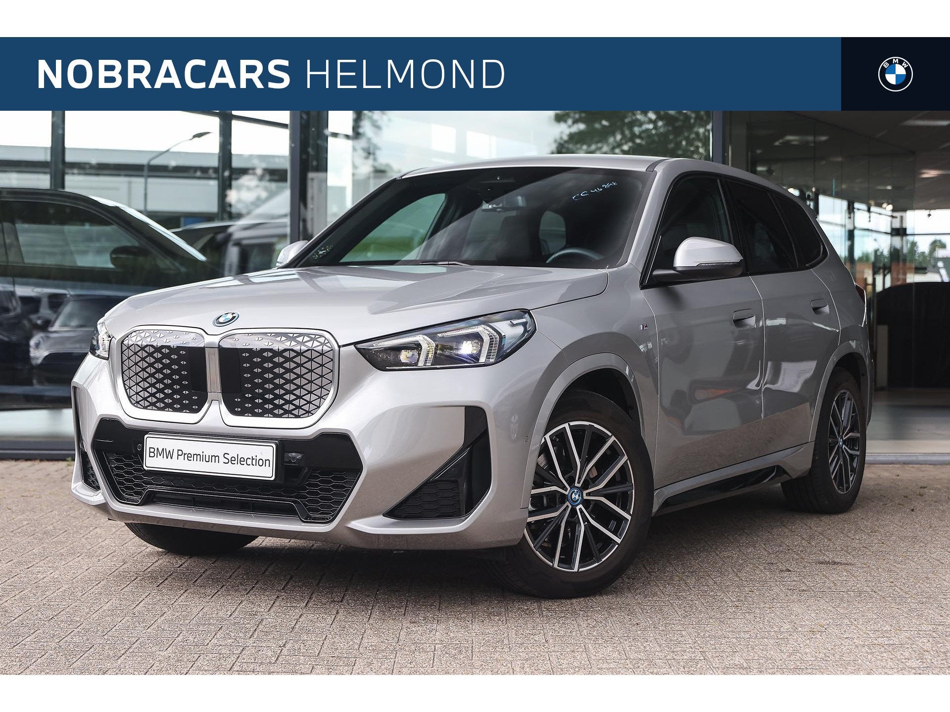 BMW iX1 xDrive30 M Sport / Sportstoelen / Comfort Access / A