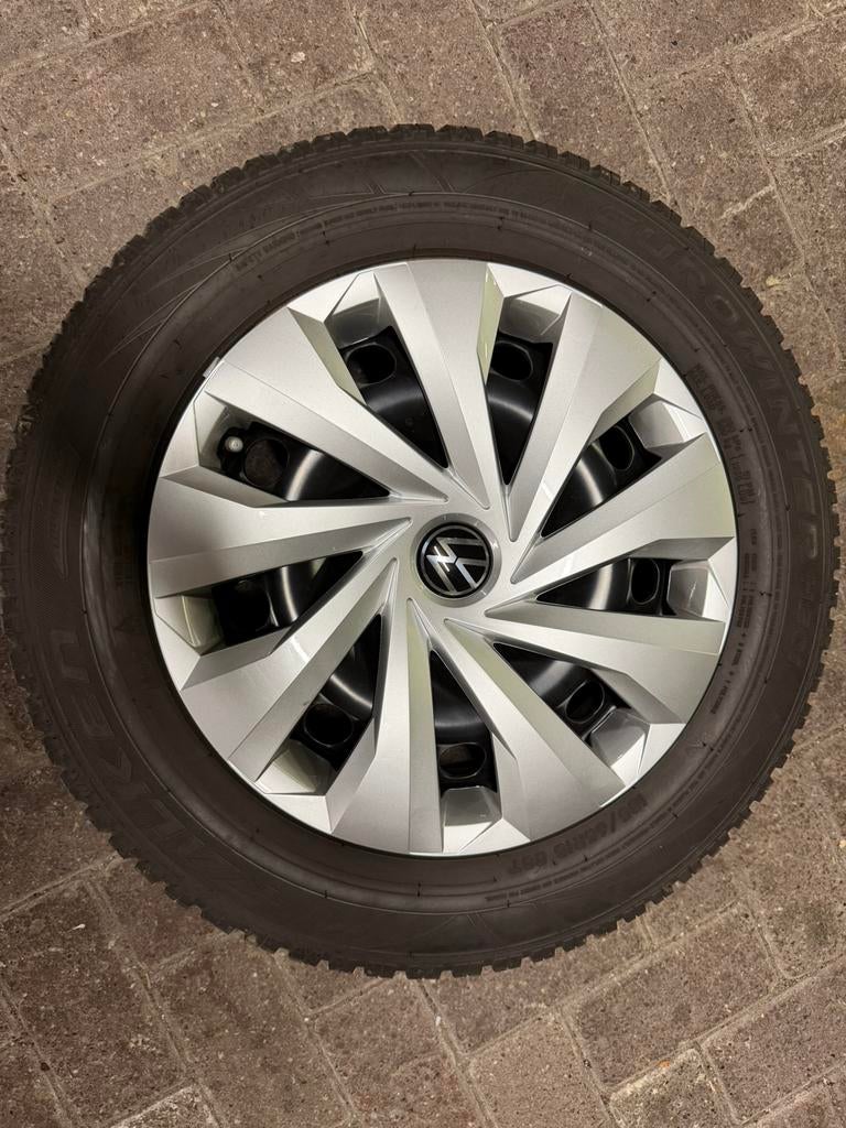 185/65/R15 Falken winterbanden met velg VW Polo, 15 inch, Banden en Velgen, 185 mm, Winterbanden