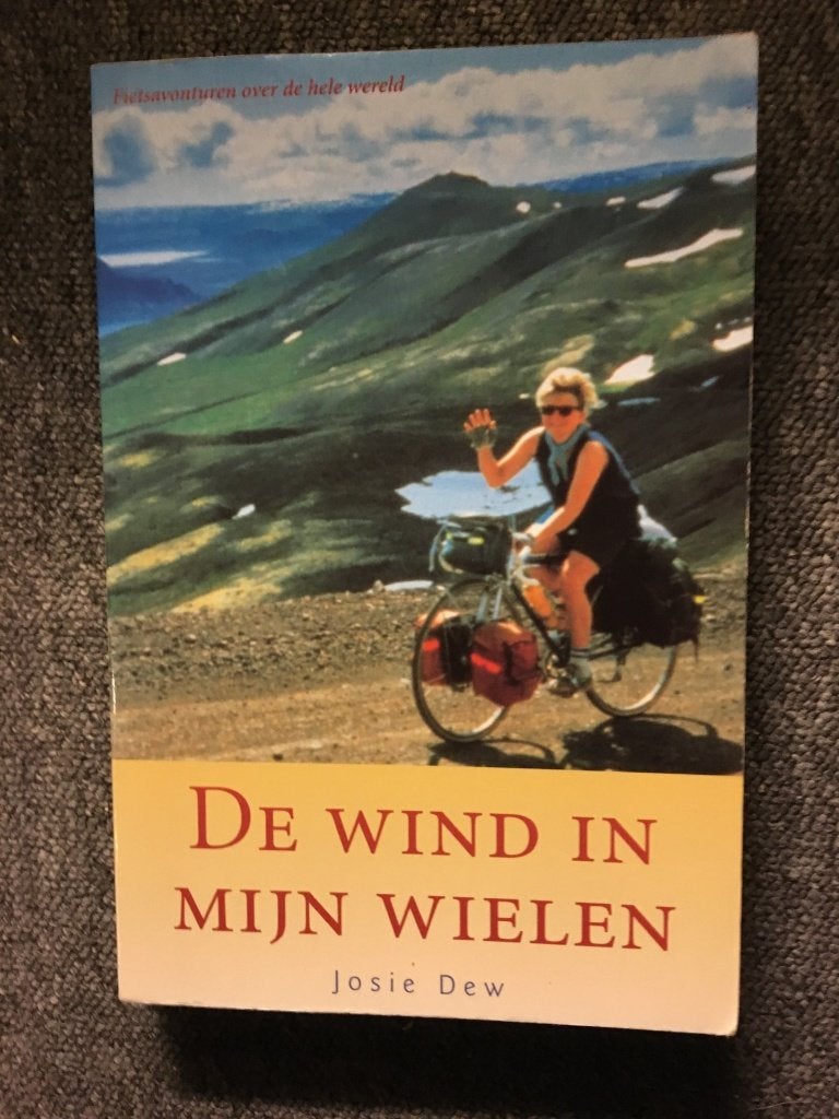 De wind in mijn wielen ; door Josie Dew #Fietsen, Boeken, Ophalen of Verzenden, Gelezen, Josie Dew, Afrika