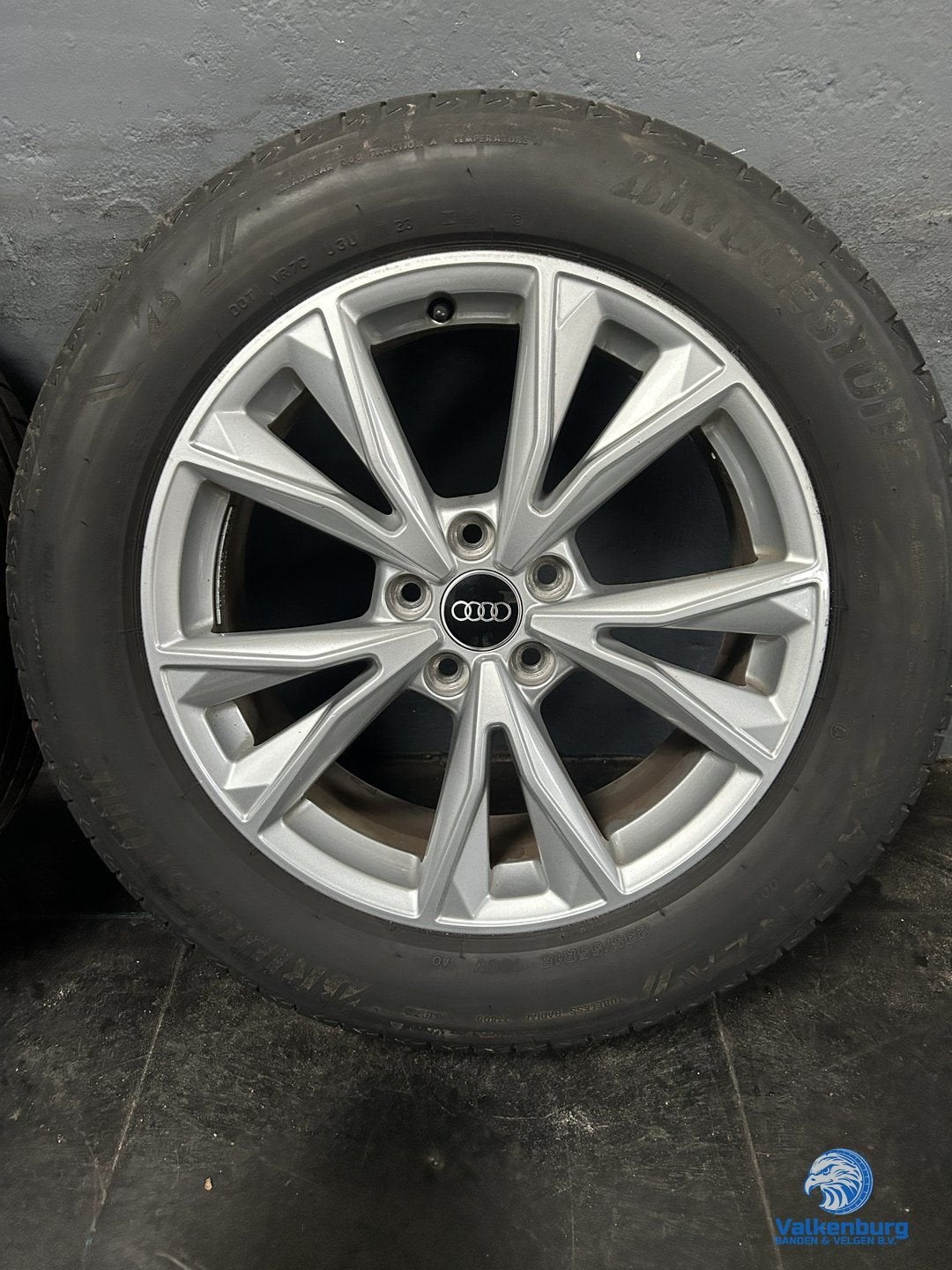 6mm! Originele Audi Q3 F3 83A 18 inch velgen 5x112 zomerband, Auto-onderdelen, 18 inch, Gebruikt, -, -