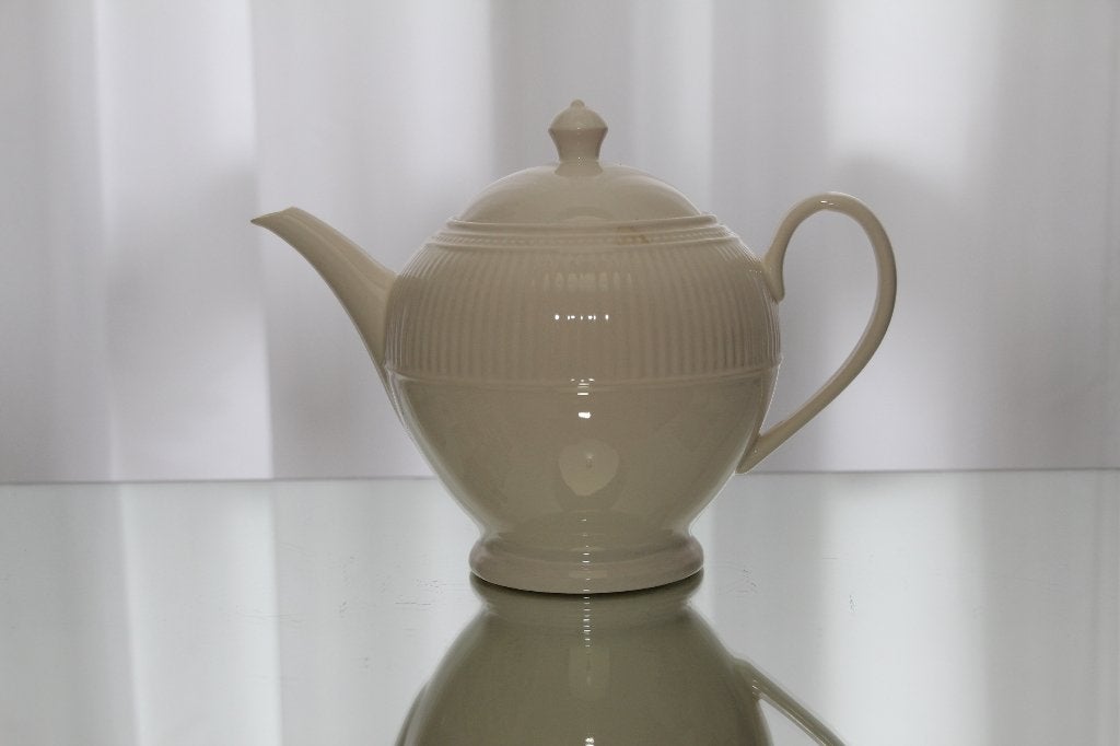 Wedgwood Windsor delen, Huis en Inrichting, Keuken | Servies, Ophalen of Verzenden, Zo goed als nieuw, Porselein, Compleet servies