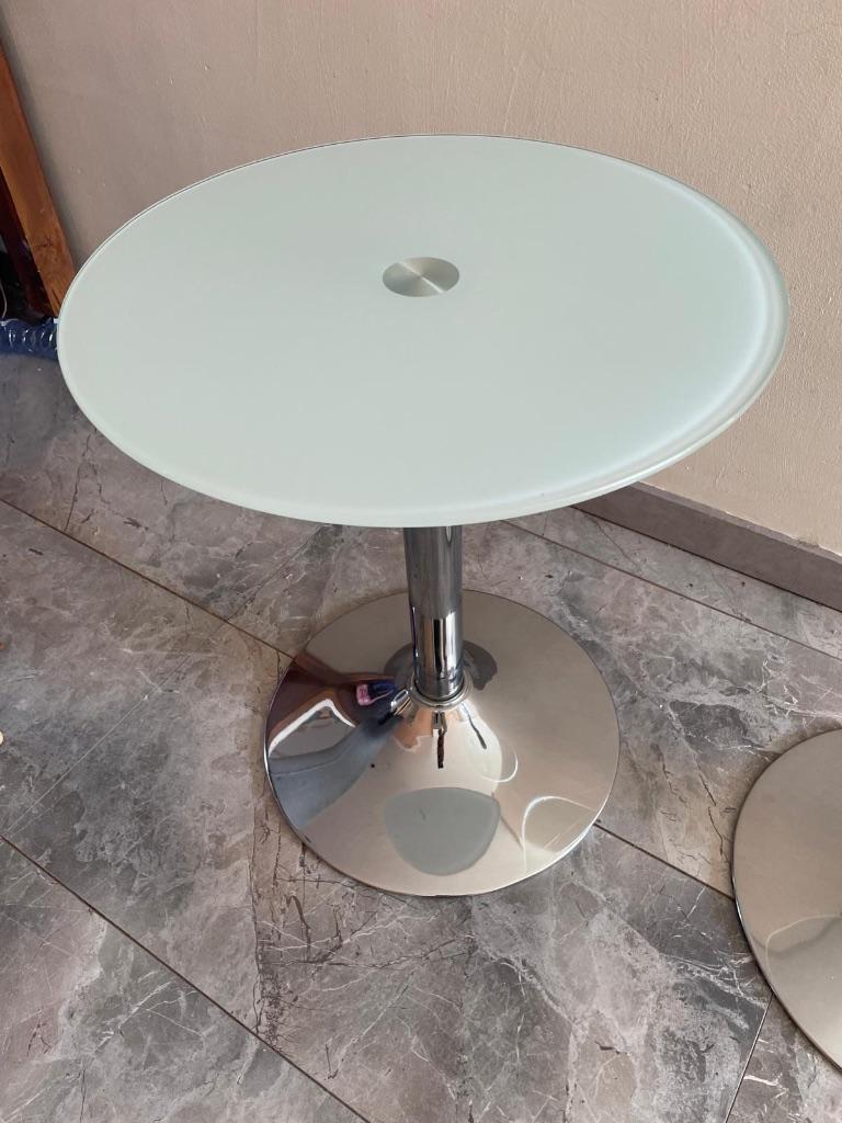 Bijzettafel, Ophalen, 50 tot 100 cm, 50 tot 75 cm, Rond