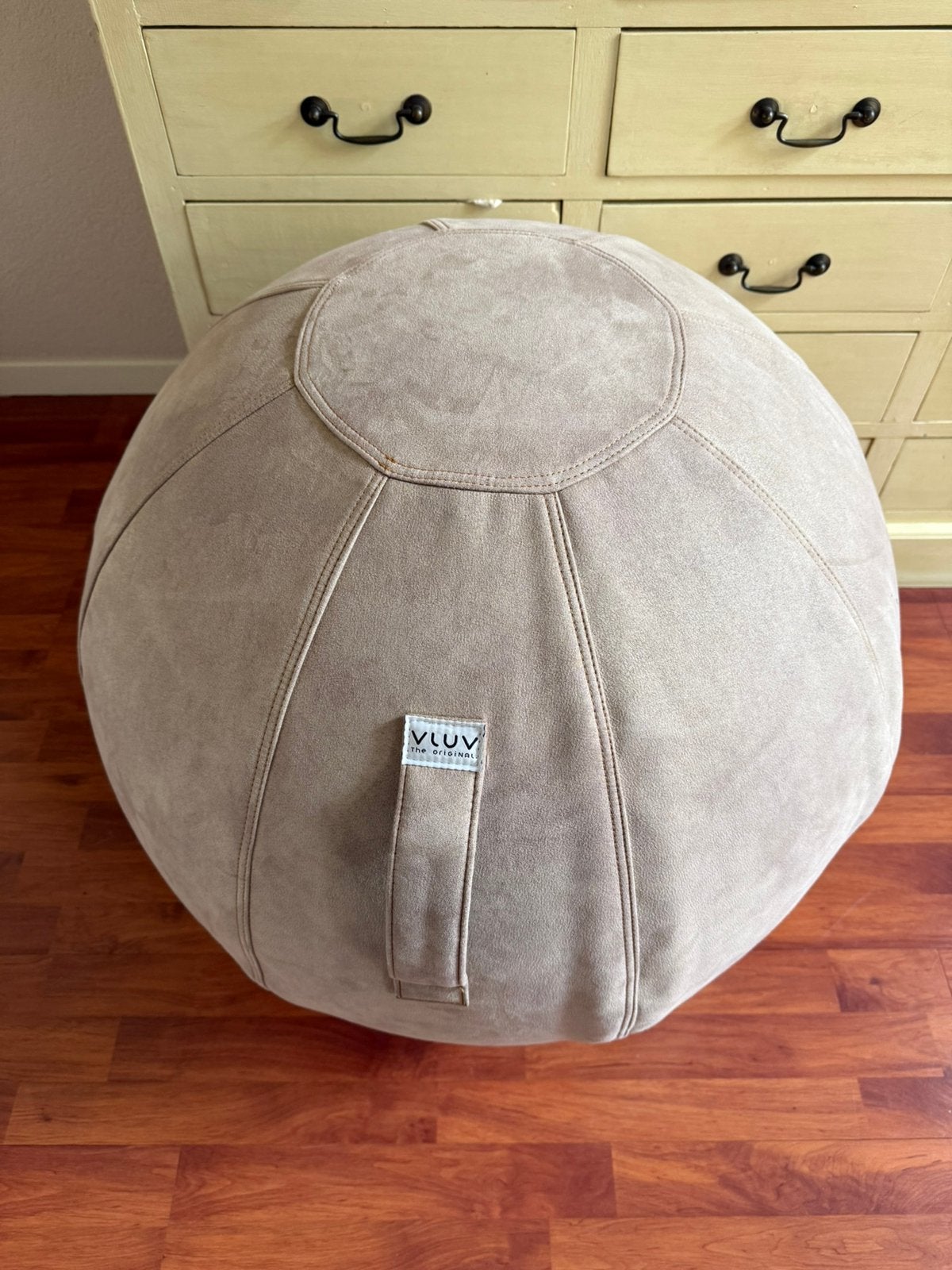 Vluv The Original Beige Suede 75 CM Doorsnede., Ophalen of Verzenden, Zo goed als nieuw, Beige