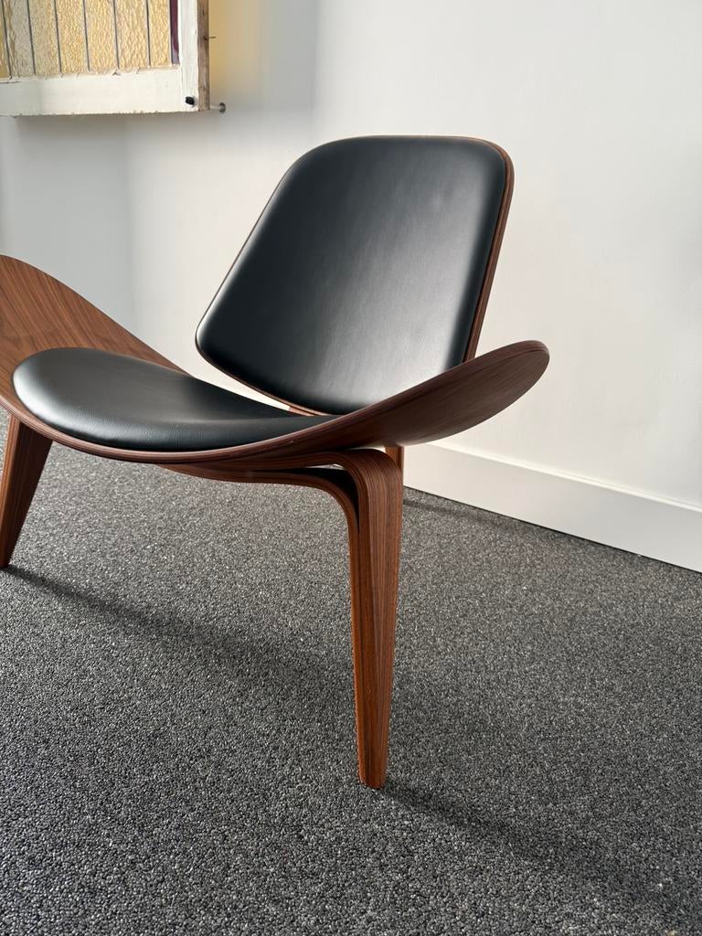 CH07 Shell Chair — Hans J. Wegner, Carl Hansen & Son, Huis en Inrichting, Ophalen, -, Nieuw, CH07 Shell chair