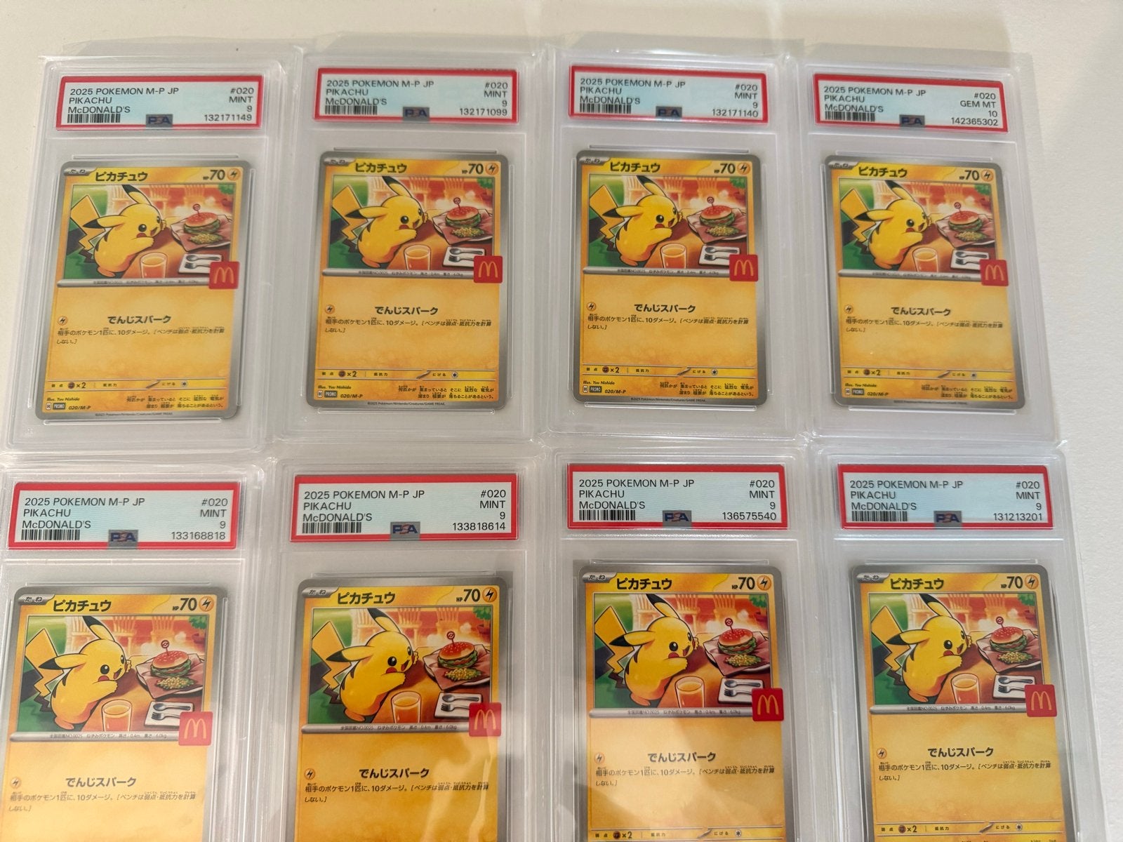 7x Pikachu McDonald's PSA 9 & PSA 10 - Zeldzame Collectie, Ophalen of Verzenden, Zo goed als nieuw, Meerdere kaarten