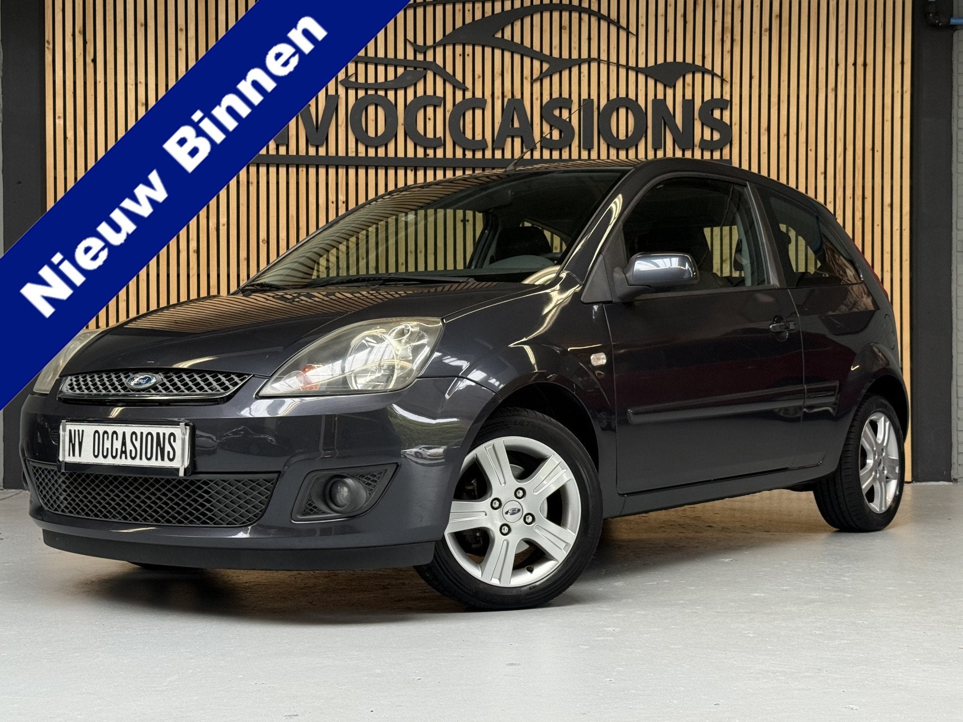 Ford Fiesta 1.3-8V Futura NWE APK 15-07-2027/PARKEERSENSOR/E, Auto's, 1299 cc, Stof, 4 cilinders, Origineel Nederlands