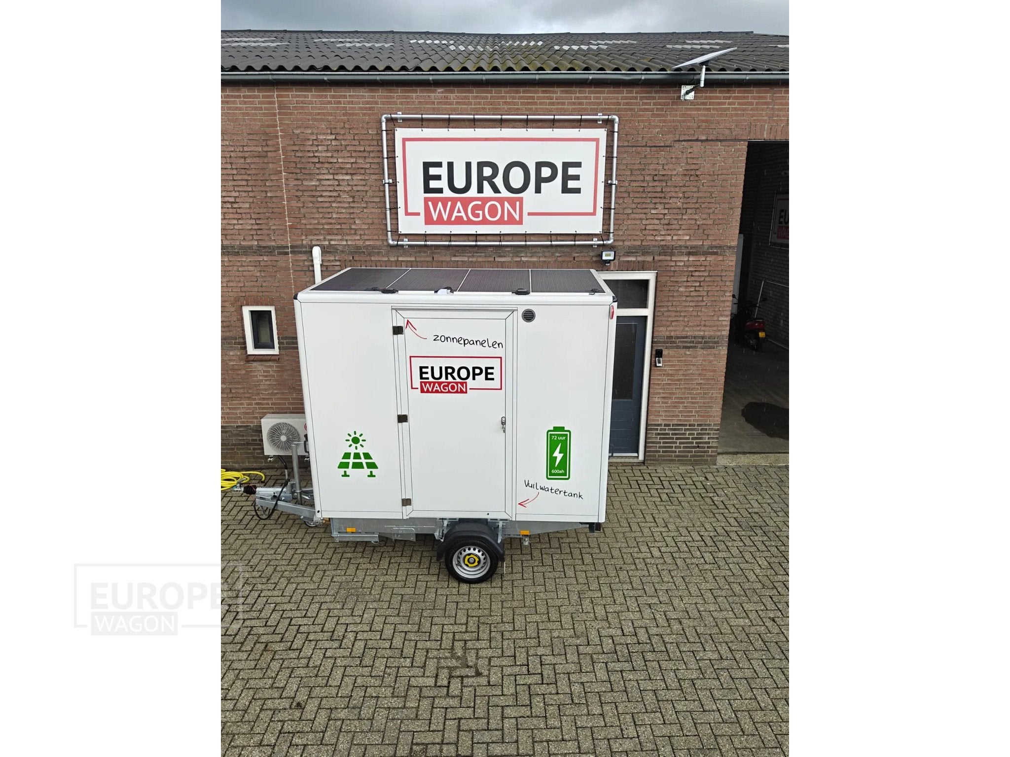 GLOBAL GL2800 VACUUM SOLAR zelfvoorzienende toiletwagen UNIE, Gebruikt