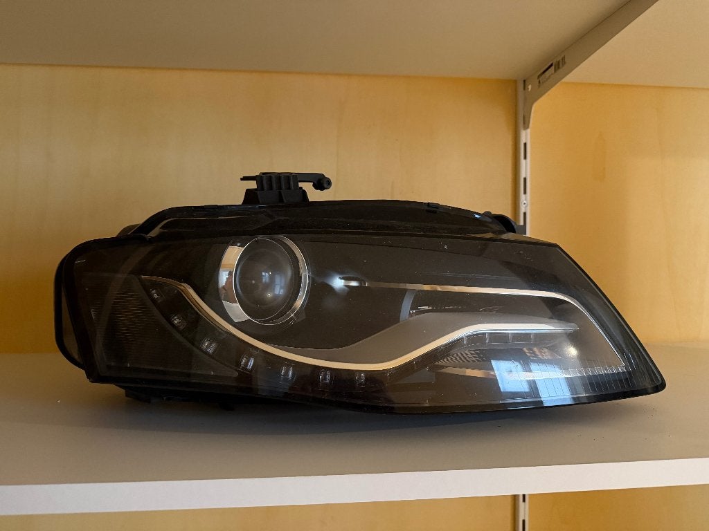Koplamp rechts Audi A4 B8 xenon LED, Ophalen, Audi