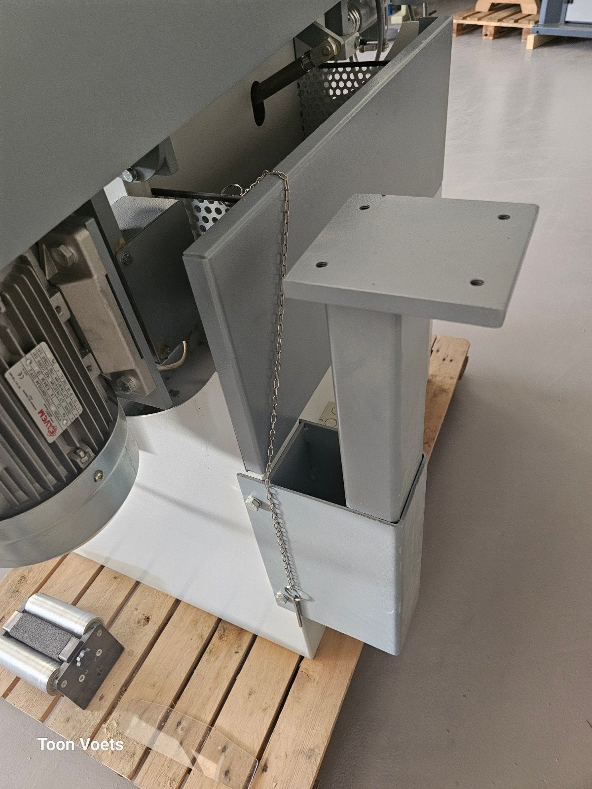 Foto 6 van Kantenschuurmachine Volpato ook voor fineerkanten te schuren