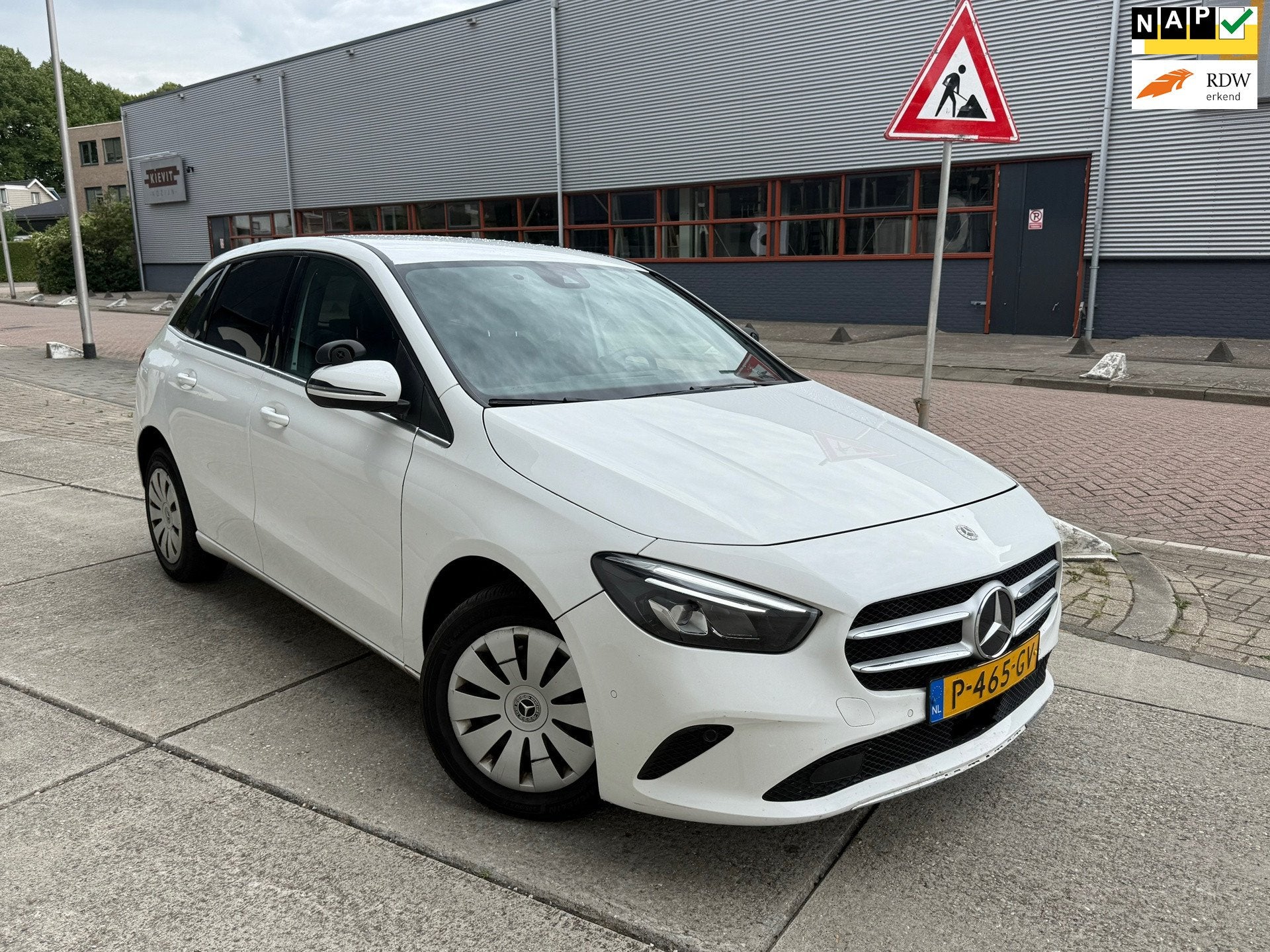 Mercedes-Benz B-klasse 200d AUTOMAAT NAVI Camera APK 2027, Dealer onderhouden, Euro 6, 4 cilinders, 150 pk