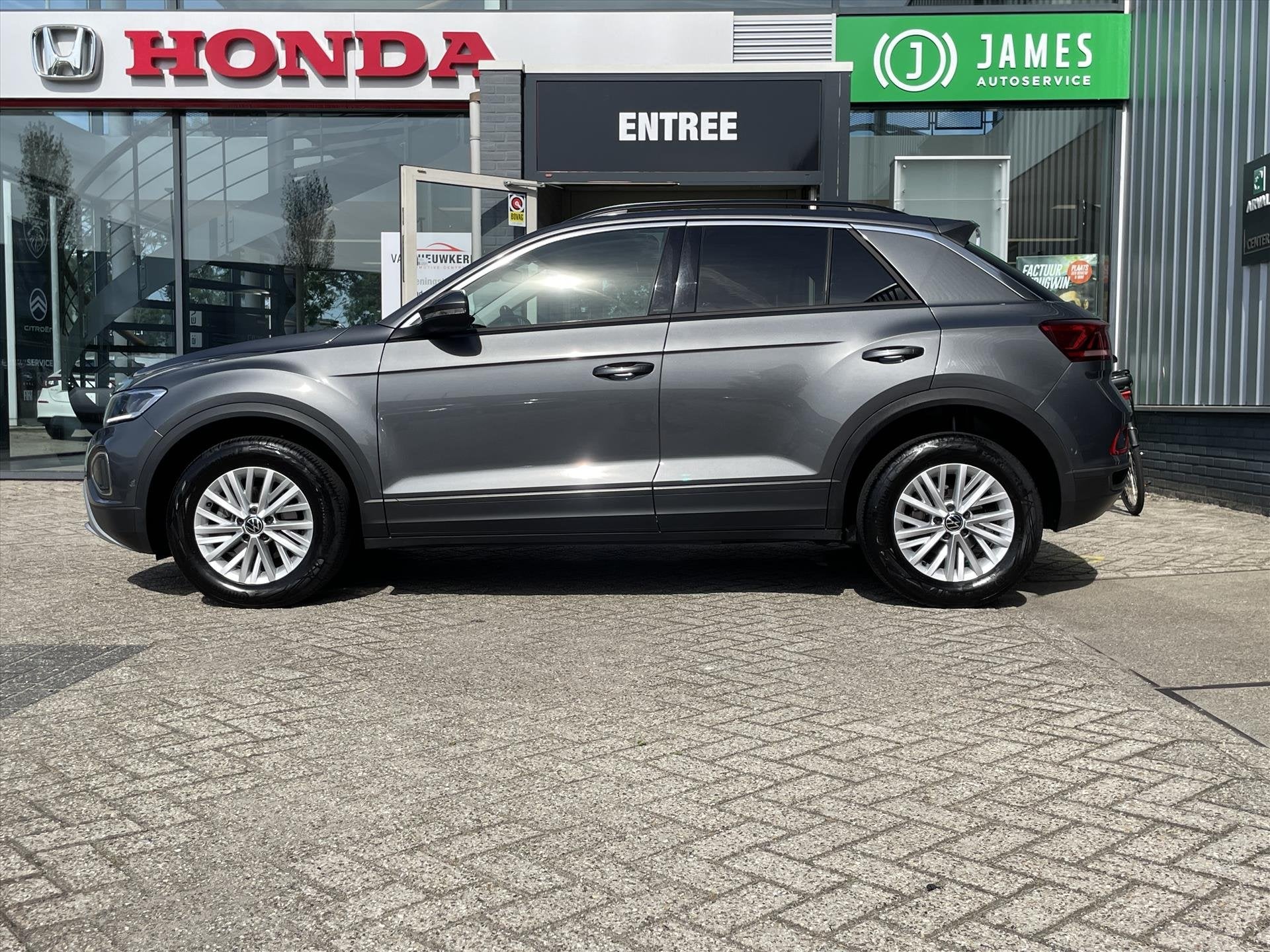 Volkswagen T-Roc 1.0 TSI Navi & Carplay | Digitaal Dashboard, Auto's, 12 maanden, Stof, Gebruikt, Origineel Nederlands