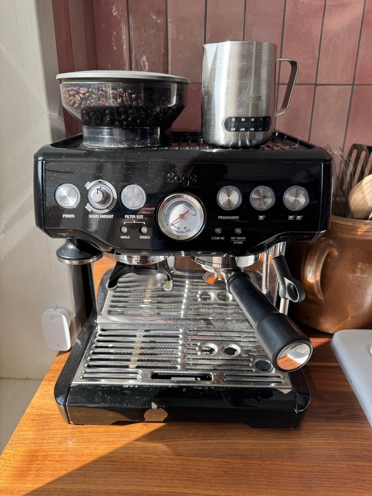 Sage barista express, Witgoed en Apparatuur, Koffiezetapparaten, Gebruikt, Koffiemachine, 2 tot 4 kopjes, Afneembaar waterreservoir