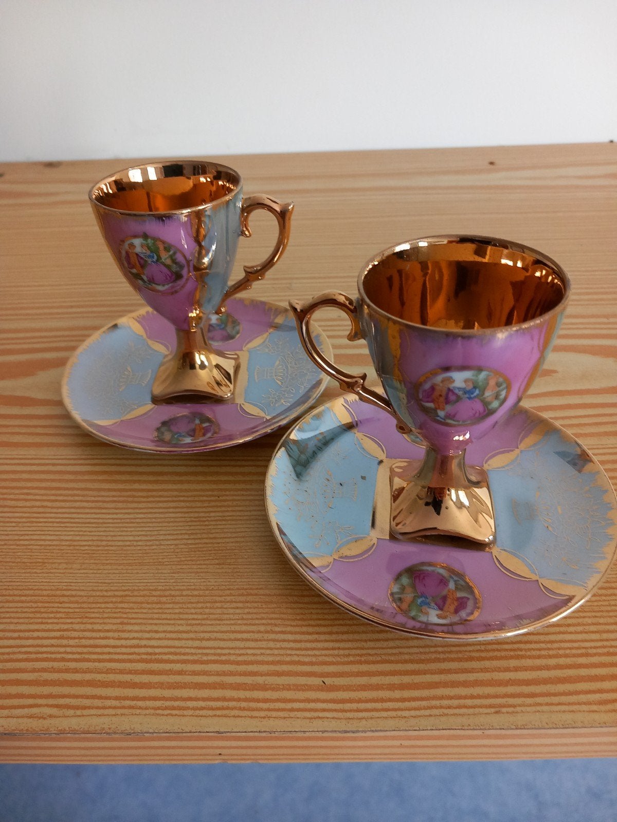 2 Vintage Griekse espresso kopjes met schotels, Ophalen of Verzenden