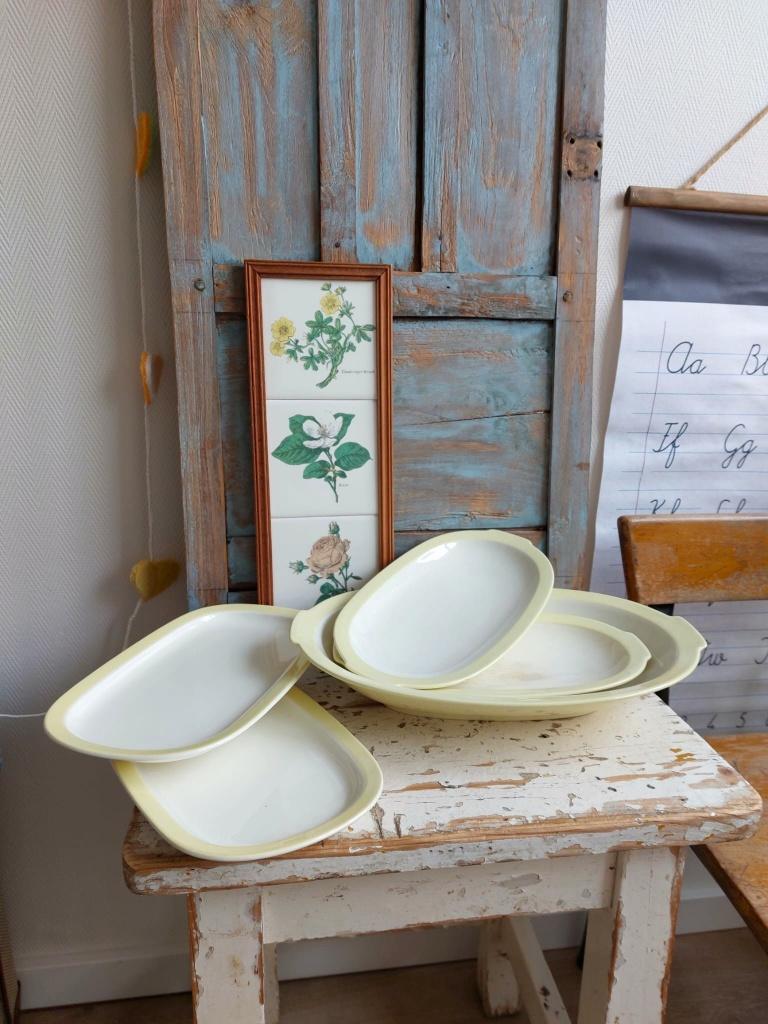 Lot pastelgele schalen / schaaltjes van Regout, Ophalen of Verzenden