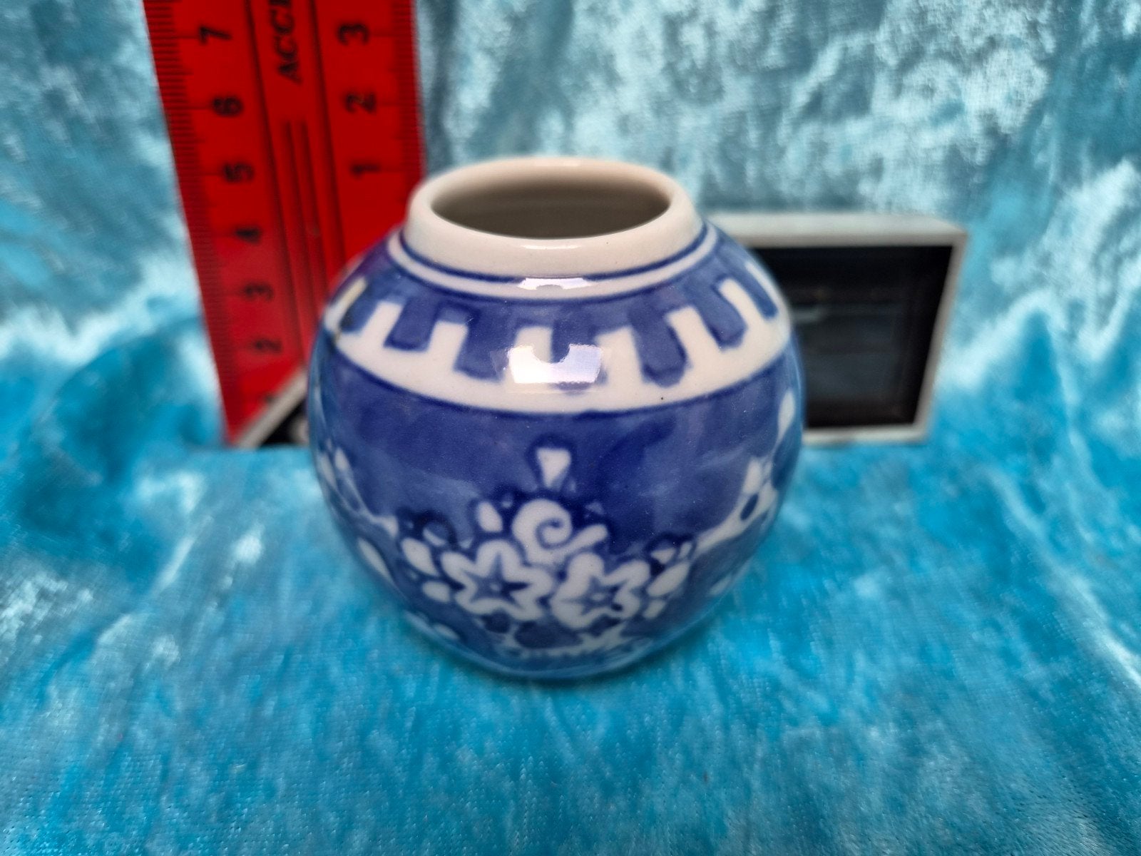 Delfts Blauw Mini Vaasje - Handgeschilderd, Antiek en Kunst, Ophalen of Verzenden