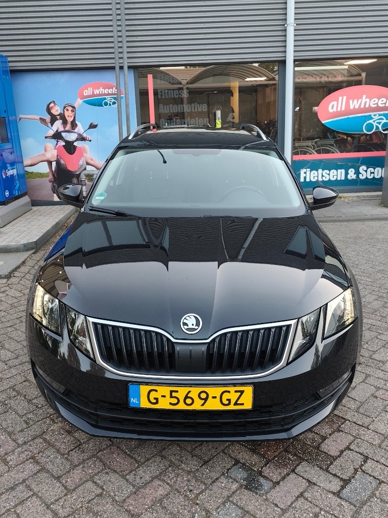 Skoda Octavia 1.5 TSI  150pk 2019, Auto's, Skoda, 1498 cc, 4 cilinders, 150 pk, Zwart