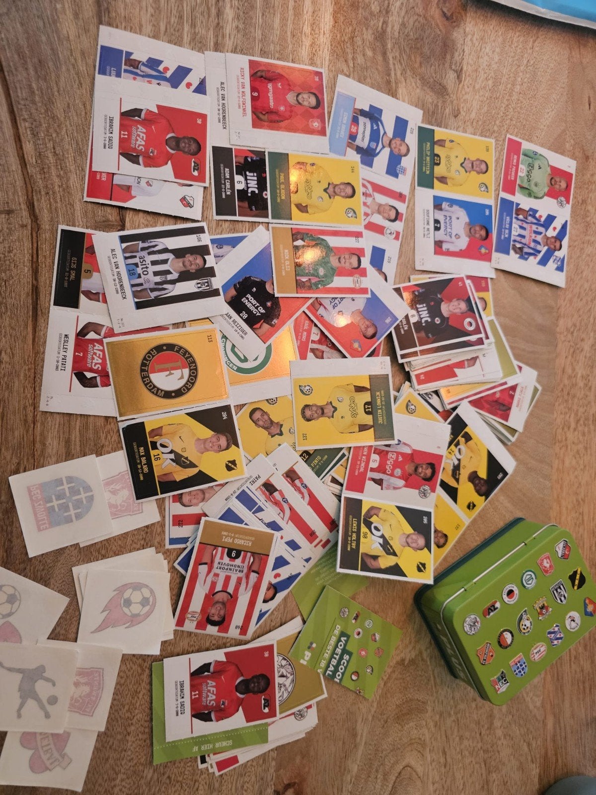 Voetbalplaatjes., Ophalen of Verzenden, Winkel, Super of Benzinepomp, Zegels, Bonnen of Punten