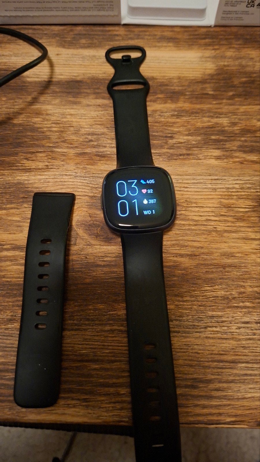 Fitbit Versa 4 - Zo goed als nieuw, Ophalen, Zwart, Google Fitbit, Zo goed als nieuw