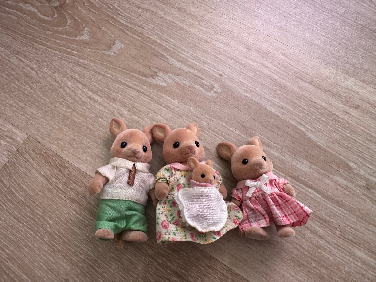 Sylvanian Families Kangoeroe Familie 5272 - Zonder doos, Ophalen of Verzenden, Gebruikt, Jongen of Meisje